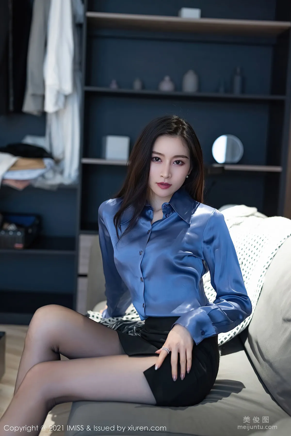 [愛蜜社IMiss] Vol.604 Vanessa - 華麗典雅的職場OL絲襪美腿 8