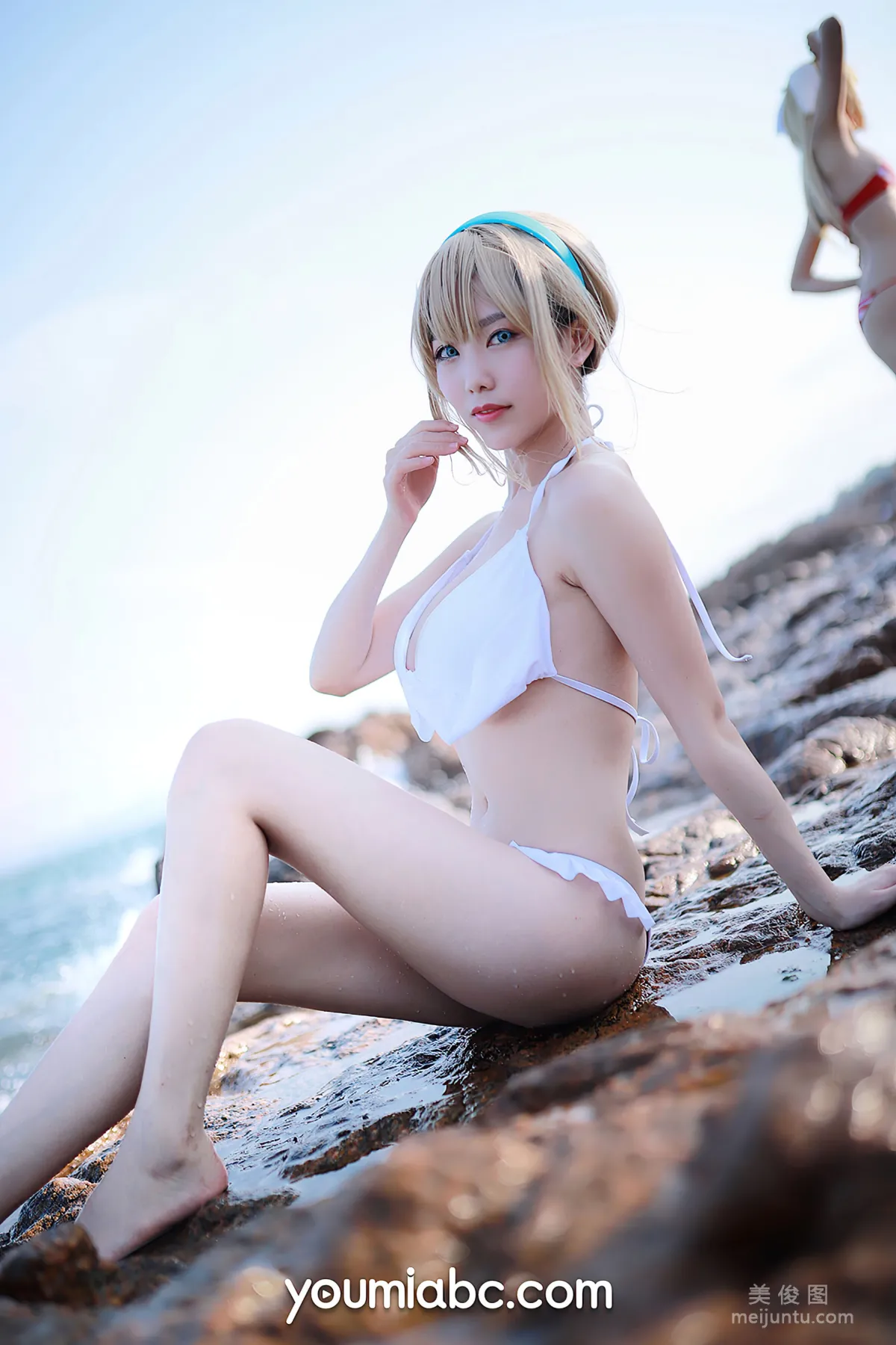 [尤蜜YouMi]  抖娘利世 - 海边的索米16