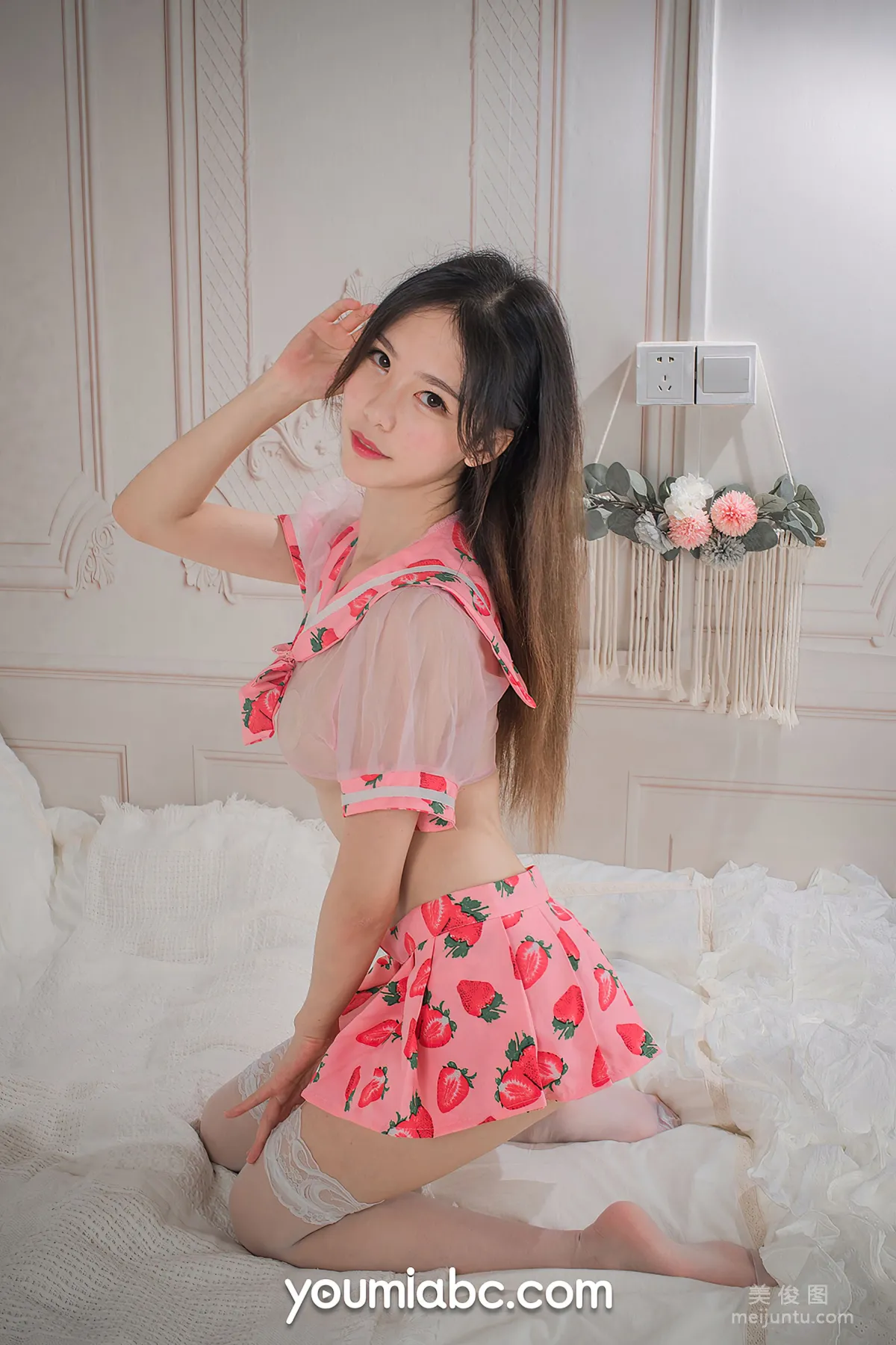 [尤蜜YouMi] 抖娘利世 - 今天是草莓味 6