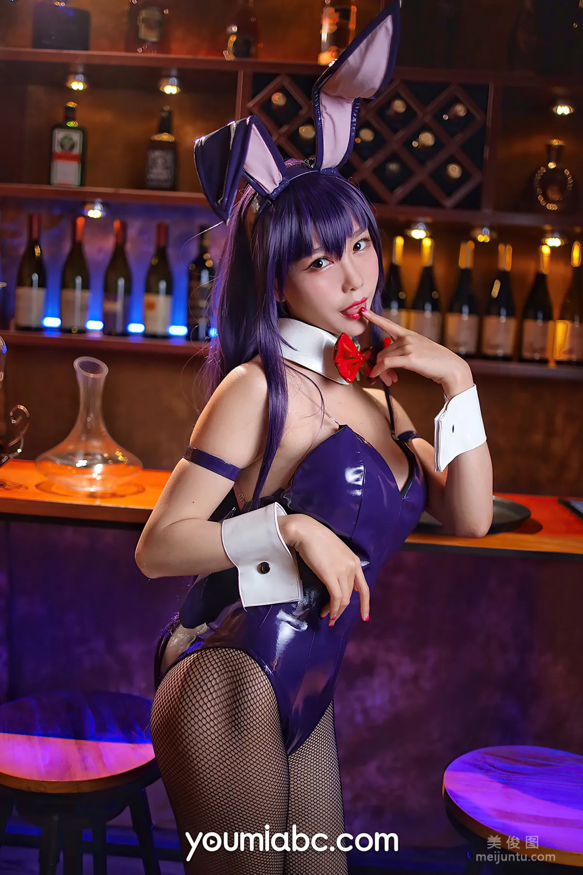 [YouMi] Douniang Lishi, Senior Is a Bunny Girl photo 2