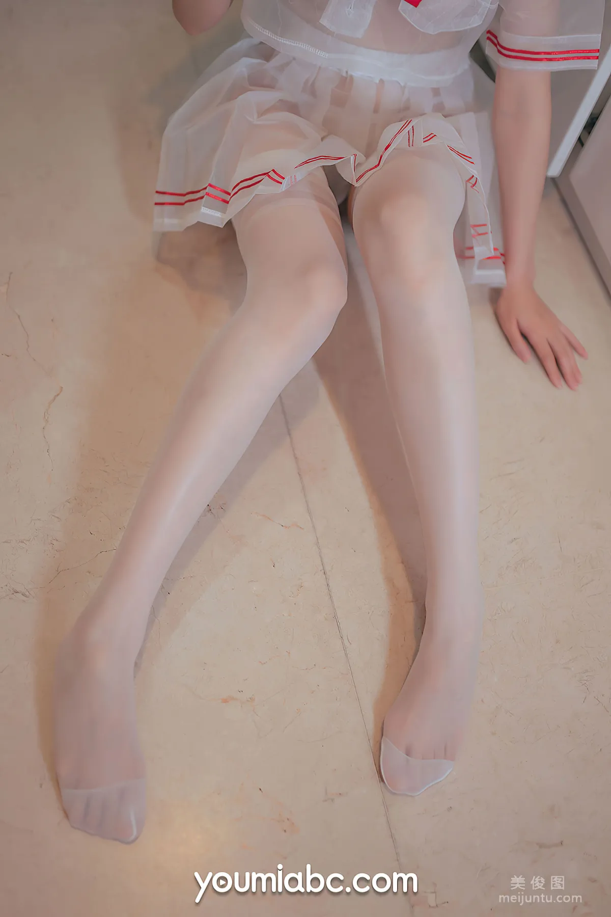 [尤蜜YouMi] 抖娘利世 - 你的草莓妹妹 15