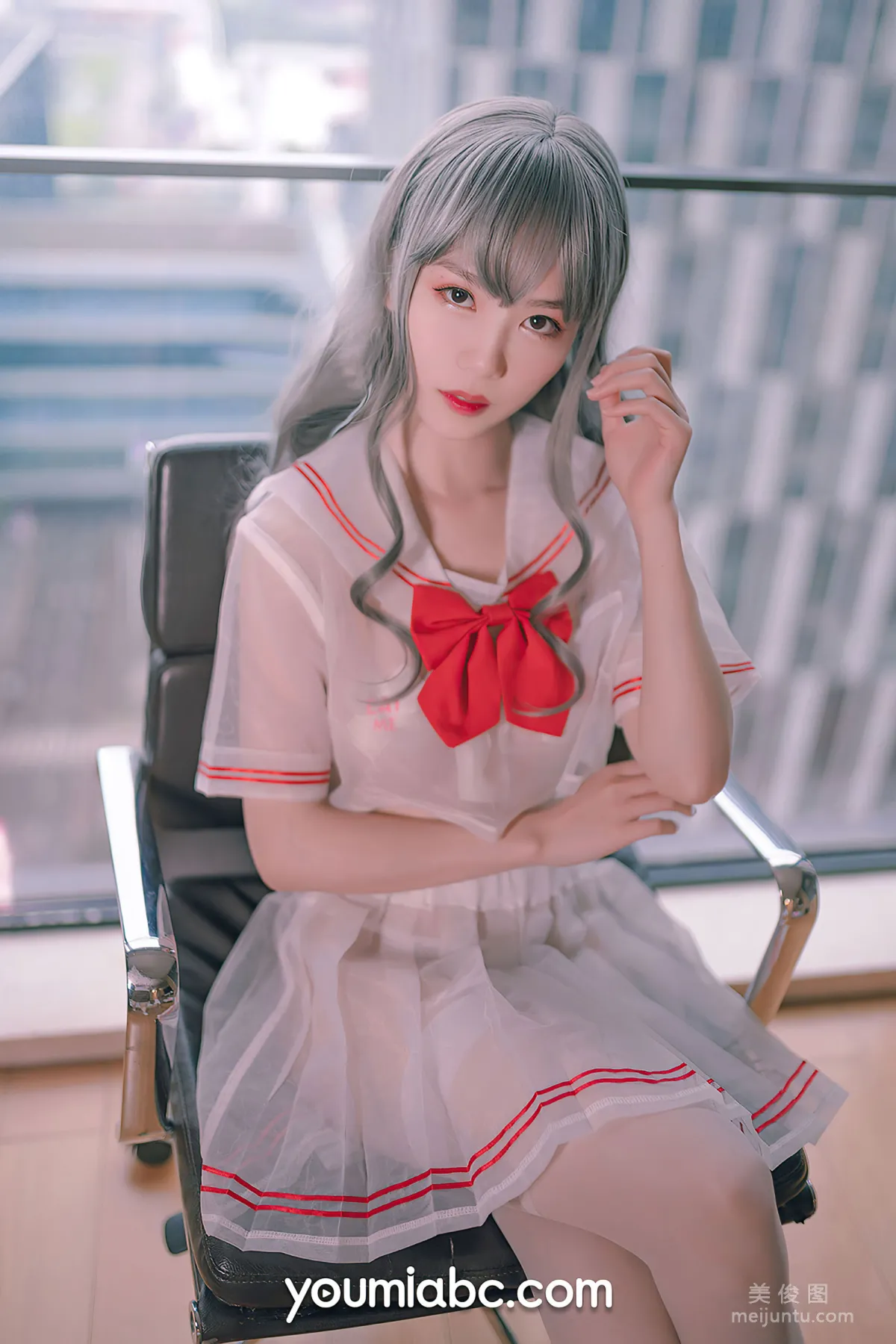 [尤蜜YouMi] 抖娘利世 - 你的草莓妹妹 8