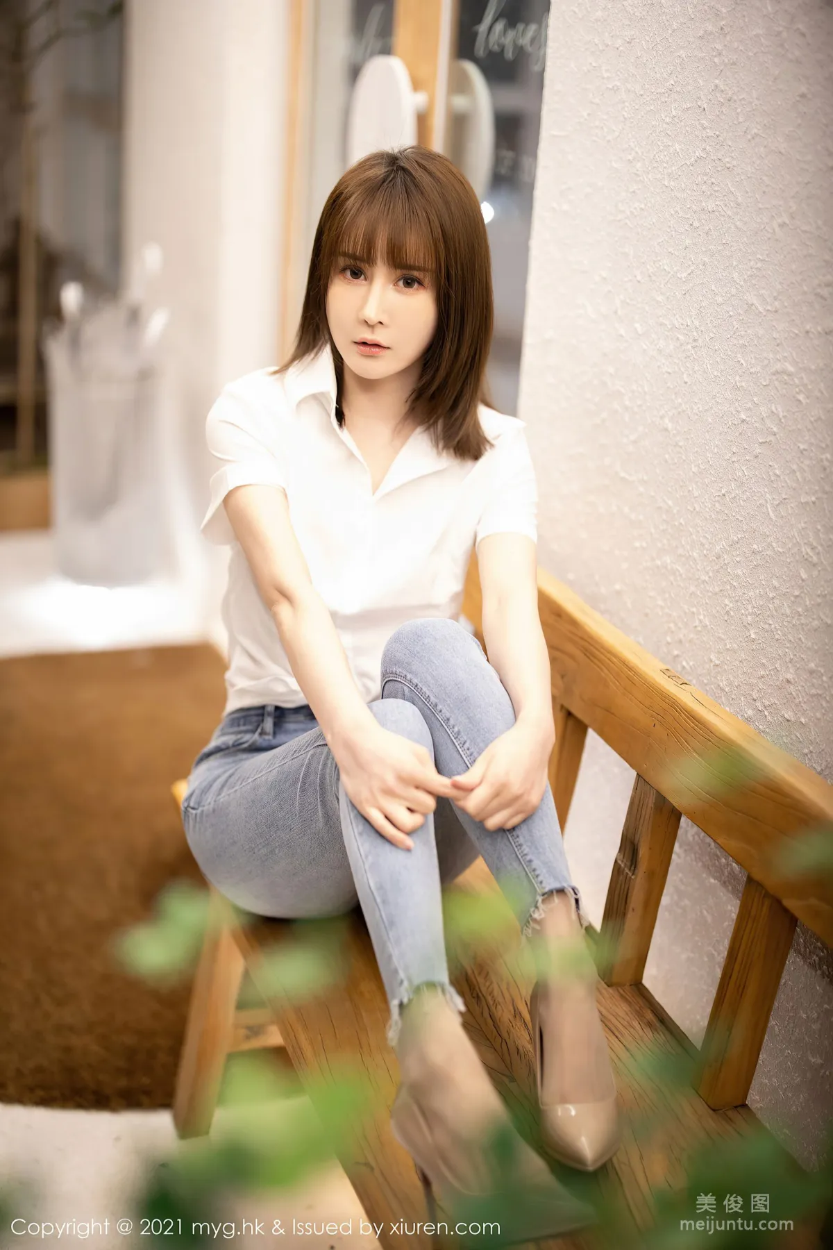 [美媛館MyGirl] Vol.540 蔡文钰Abby - 經典的白襯衫與直爽牛仔褲 2