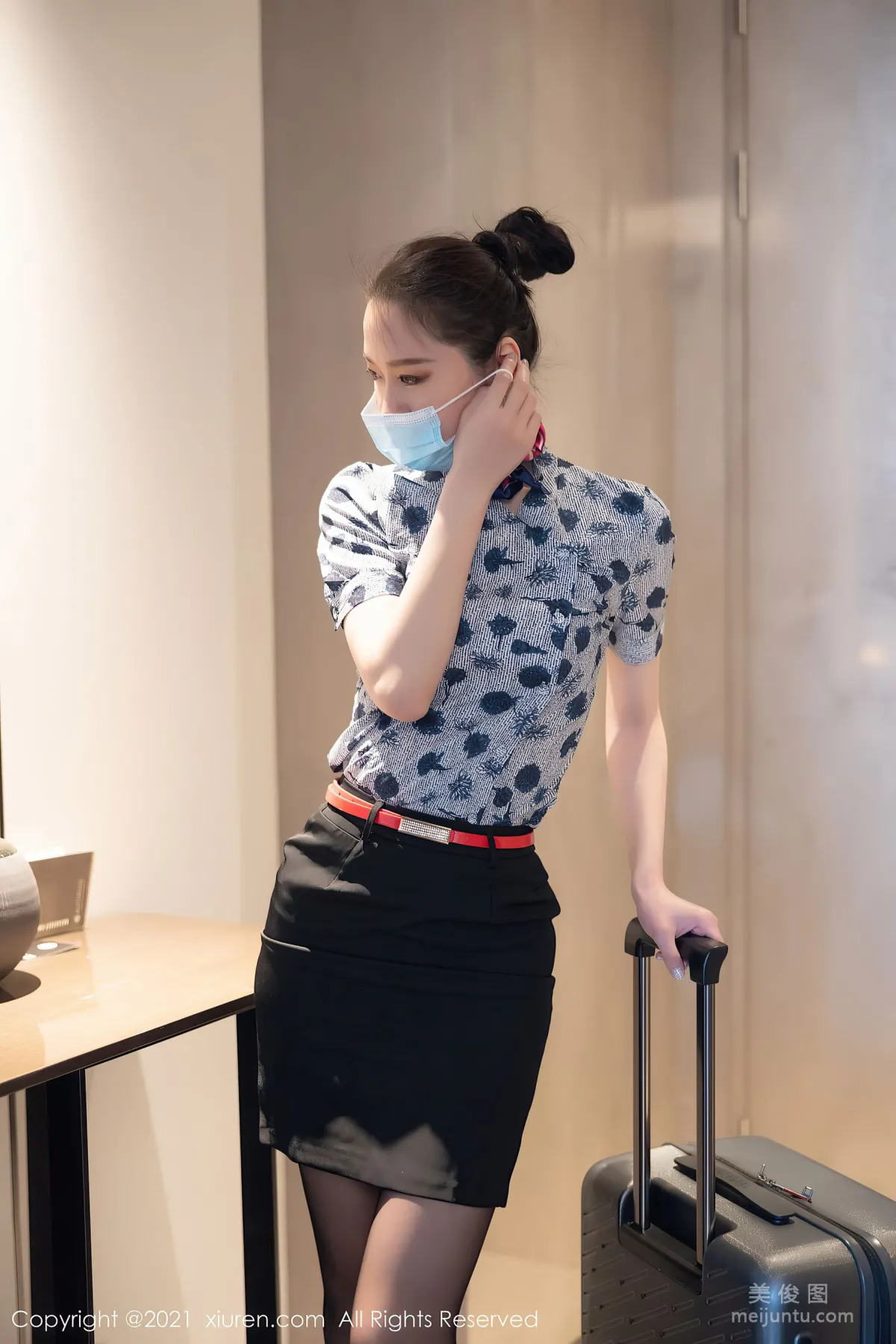 [秀人XiuRen] No.3553 梦心月 - 经典空乘制服7