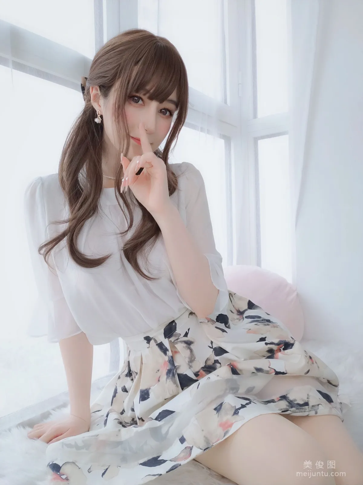 Baiyin 81: Web Idols photo 11