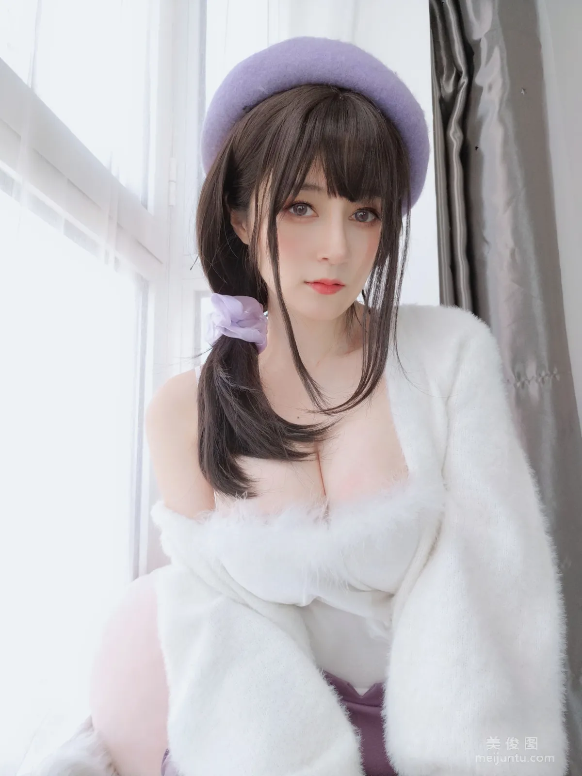 [网红COSER写真] 白银 - 人妻的仙女棒 套图68