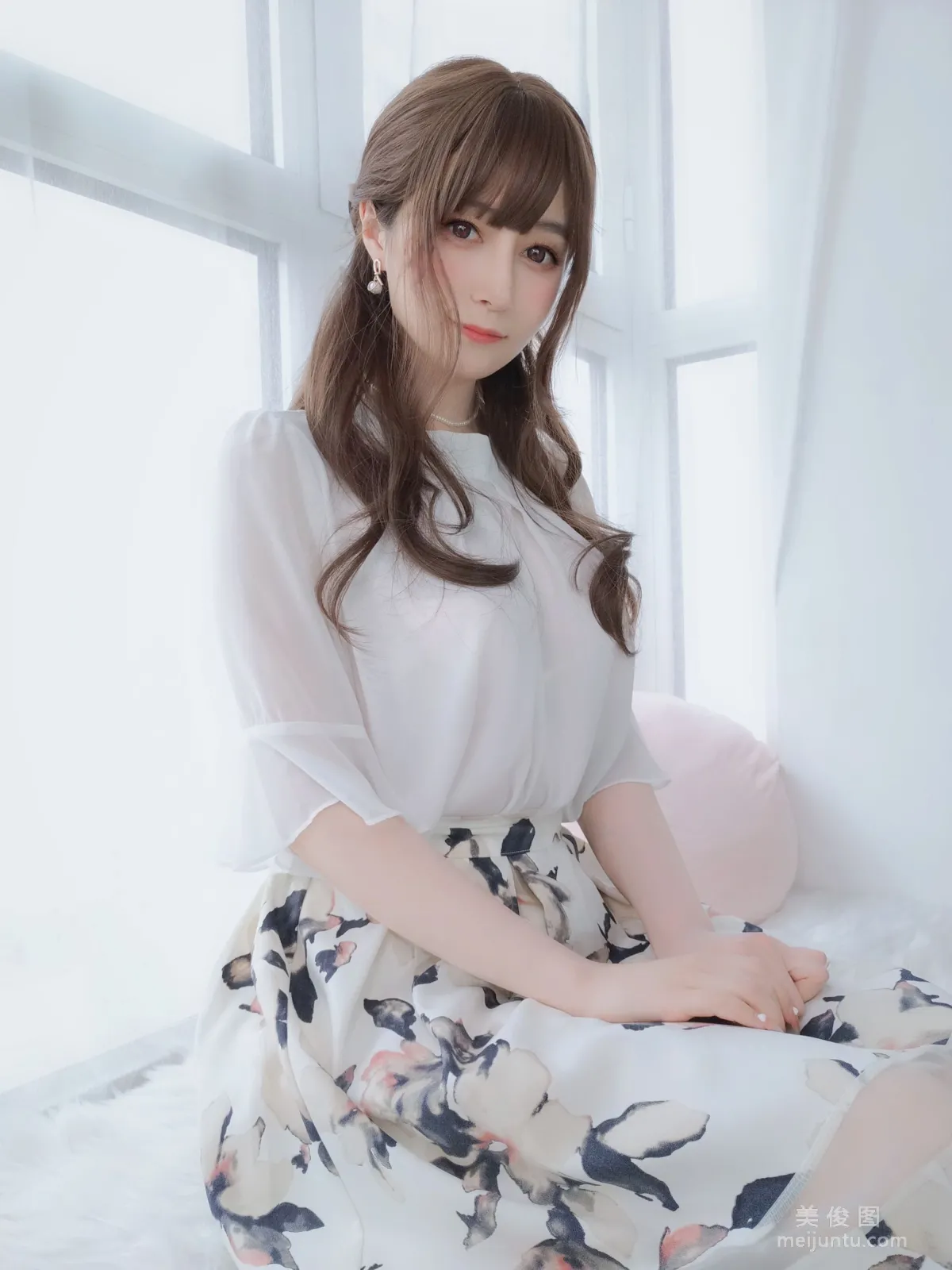 Baiyin 81: Web Idols photo 6