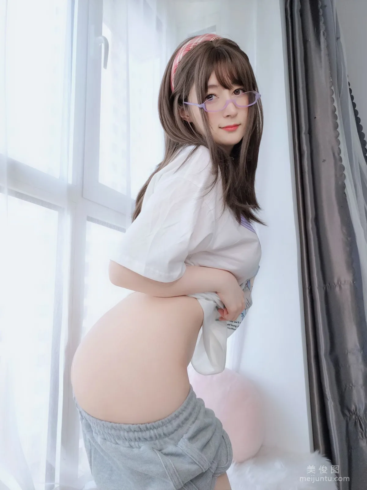 Baiyin 81: Web Idols photo 22