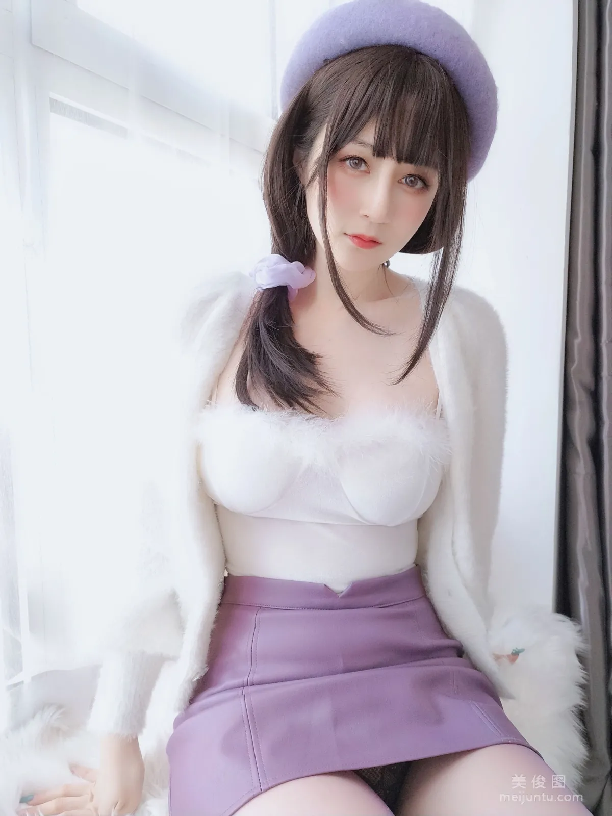 [网红COSER写真] 白银 - 人妻的仙女棒 套图12