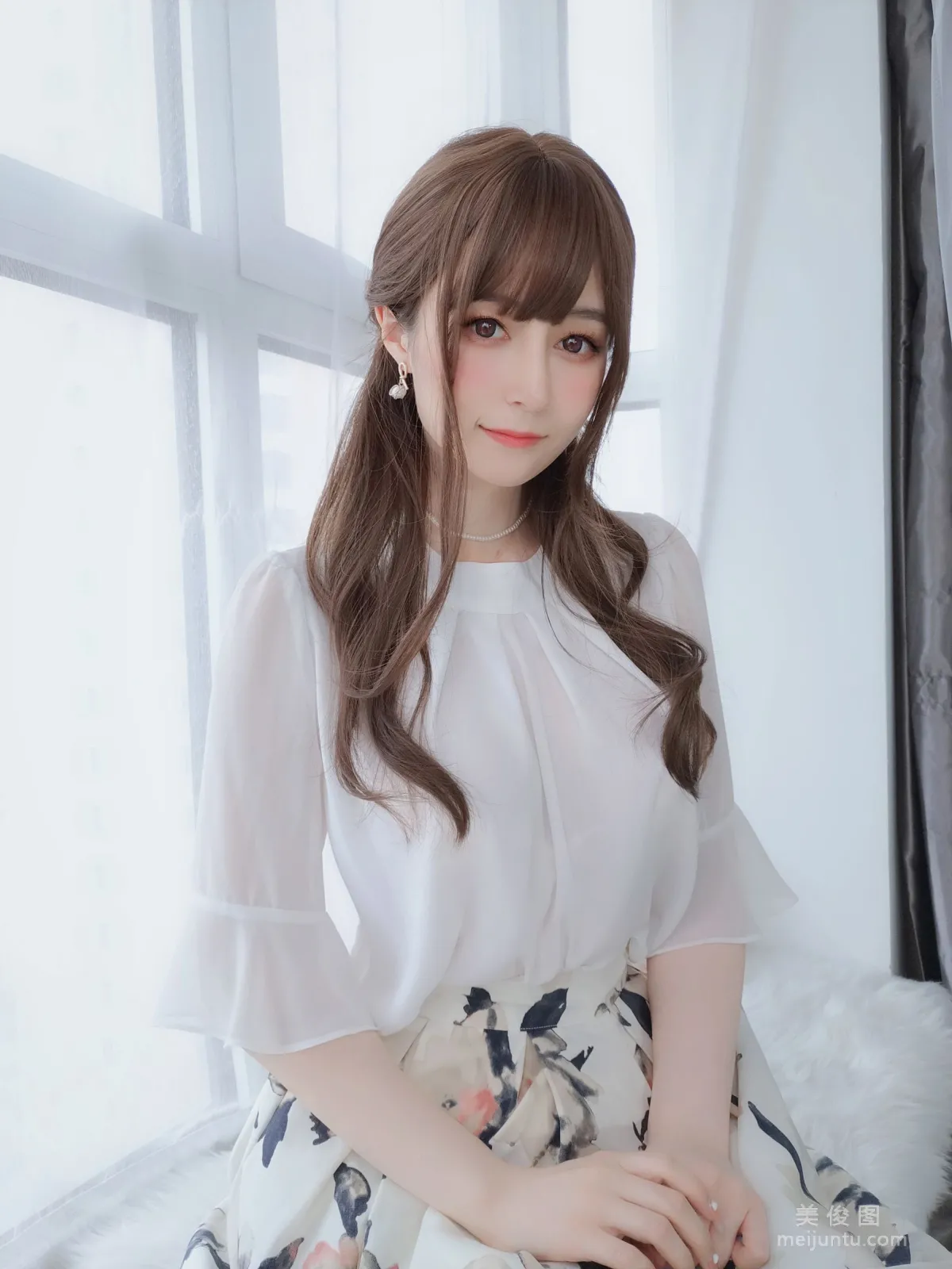 Baiyin 81: Web Idols photo 3
