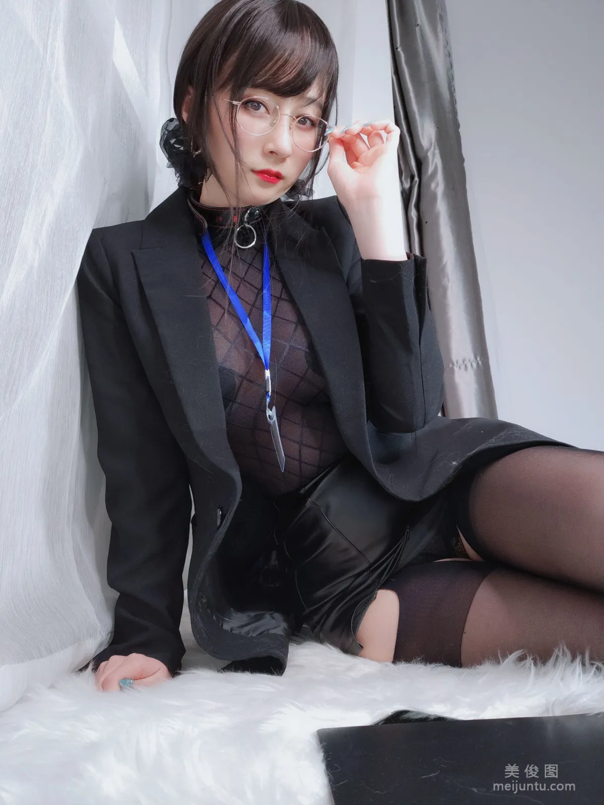 Baiyin 81: Web Idols photo 18