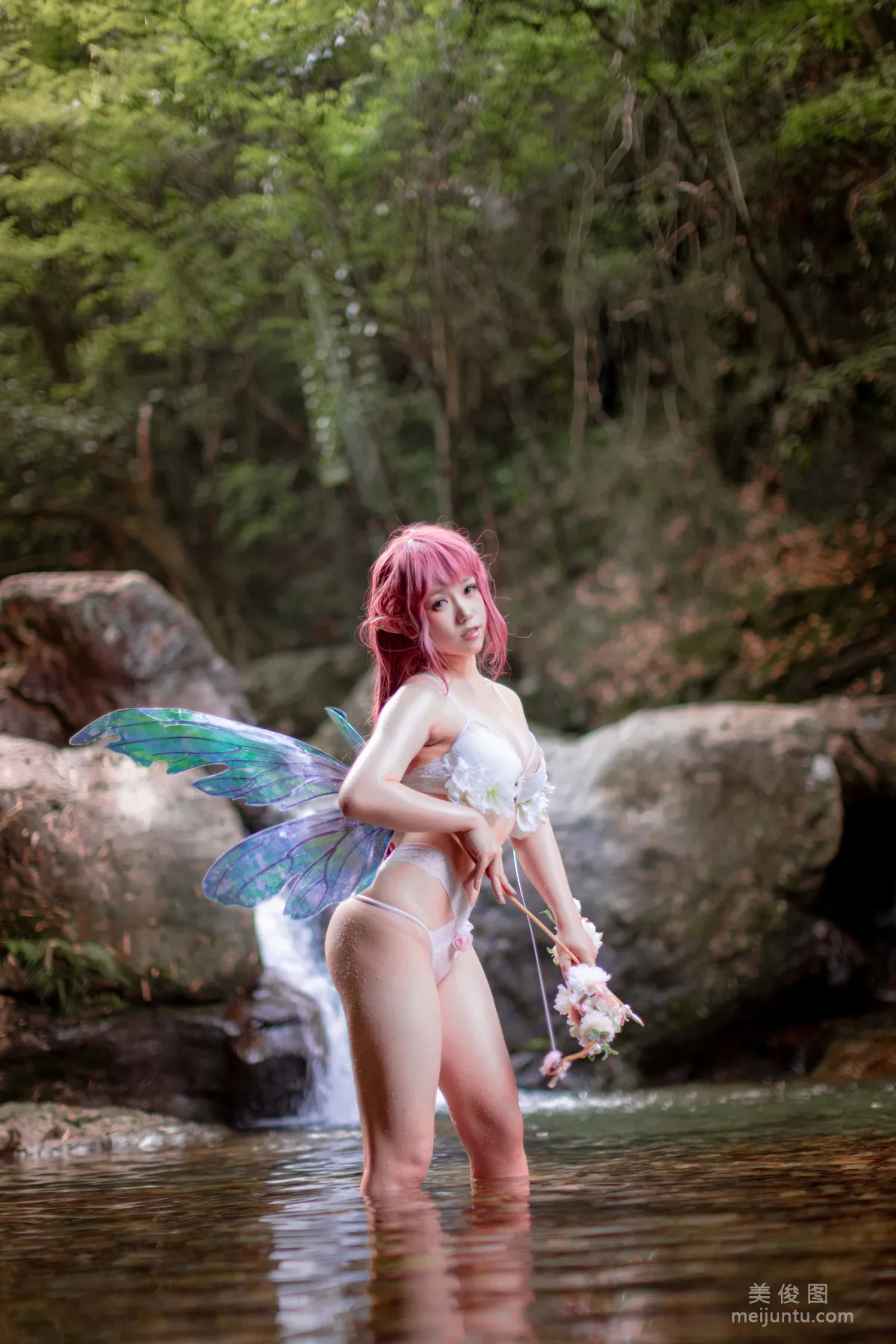 Yibei Yibei: Web Idols photo 25