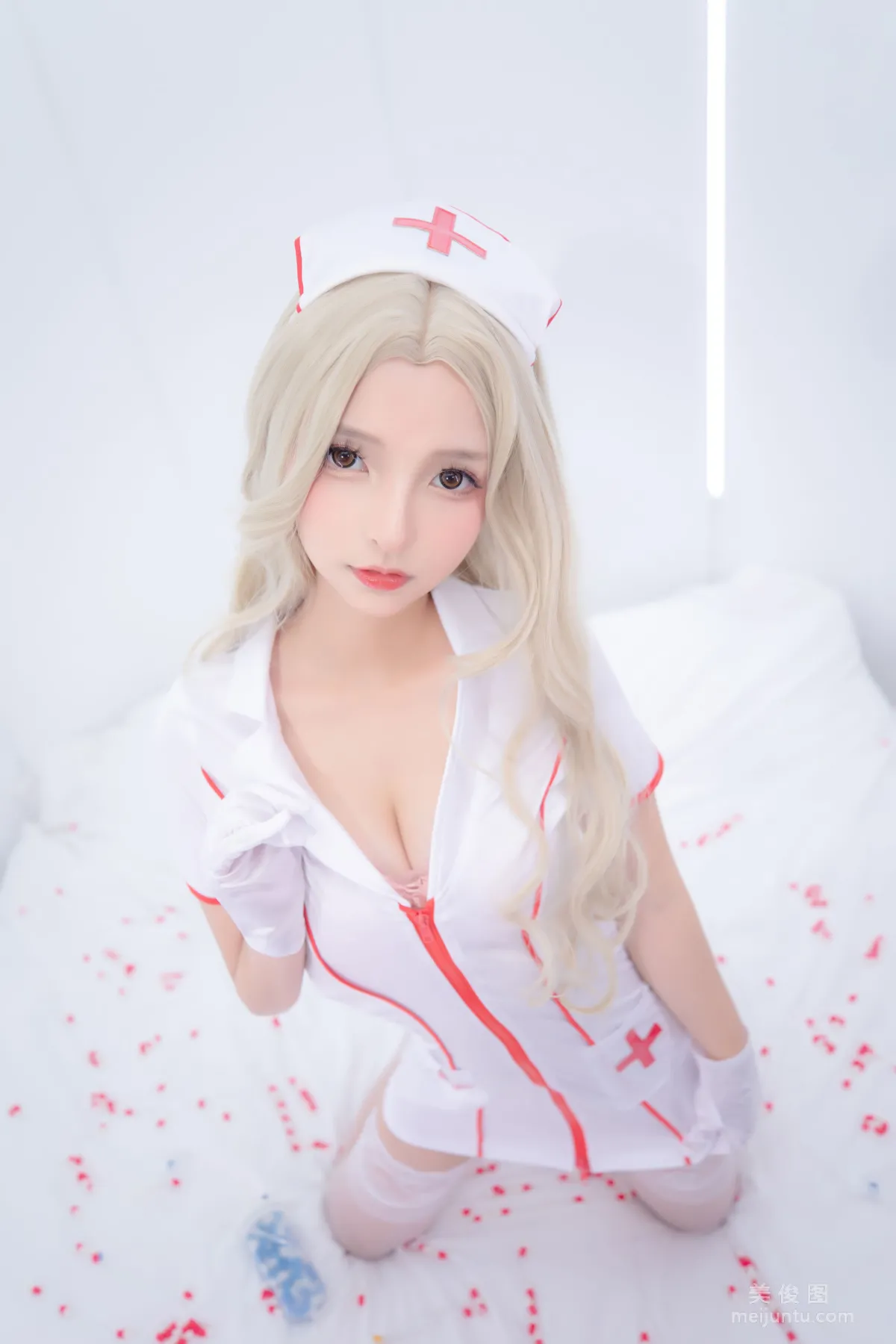 [網紅COSER] 蘿莉神楽闆真冬 之 心身バランス 寫真套圖 120