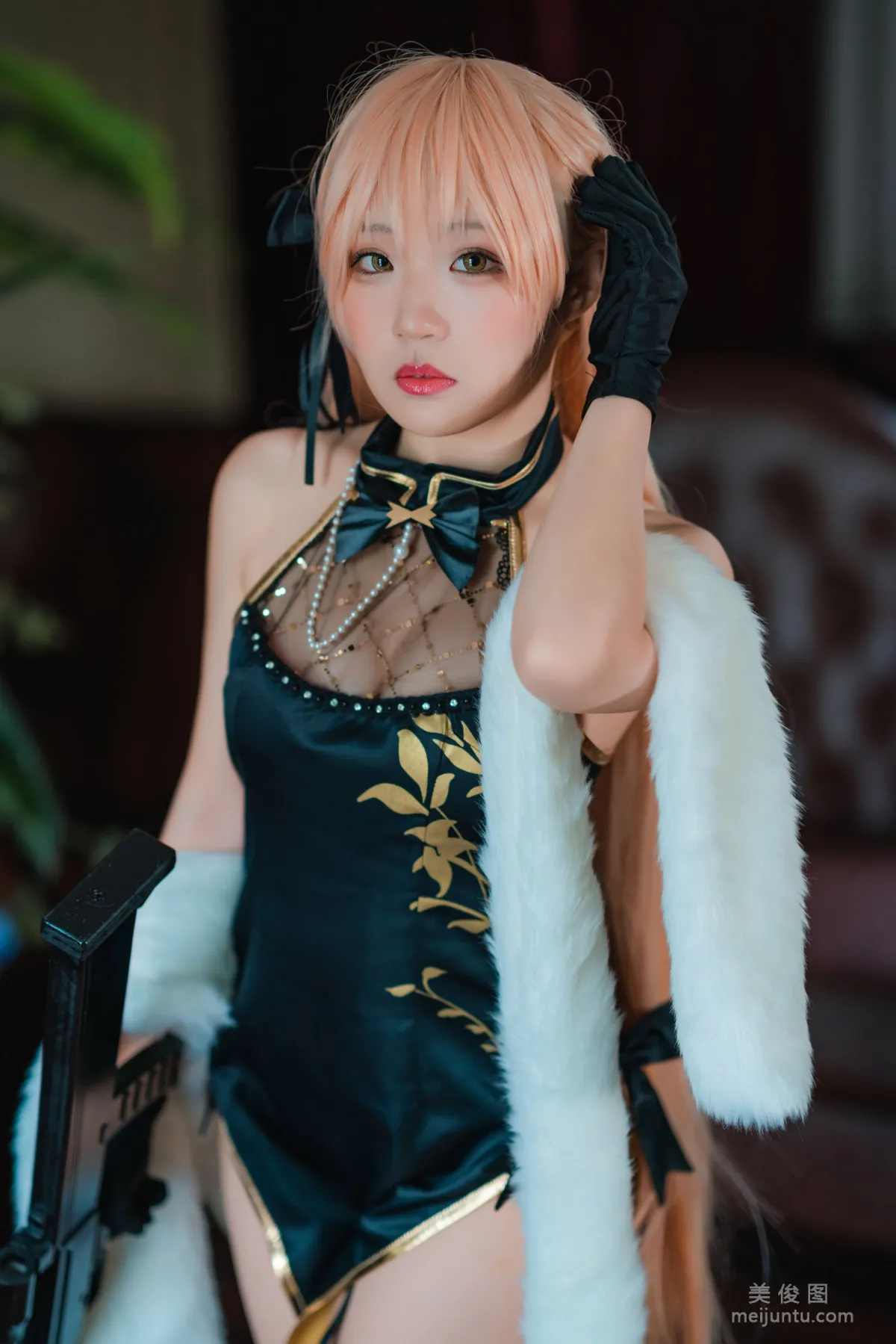 [Web Idol COSER] Mime Mimei, Girls' Frontline OTS-14 Purple Rain Heart Photo Set photo 8