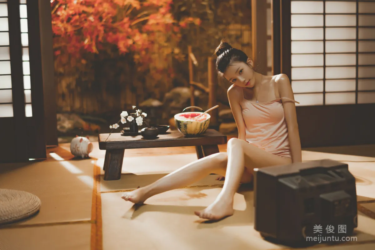 Ying Taomiao: Web Idols photo 20