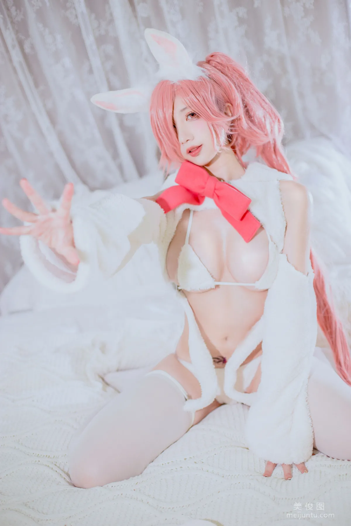 Jiuqu Jean: Web Idols photo 15