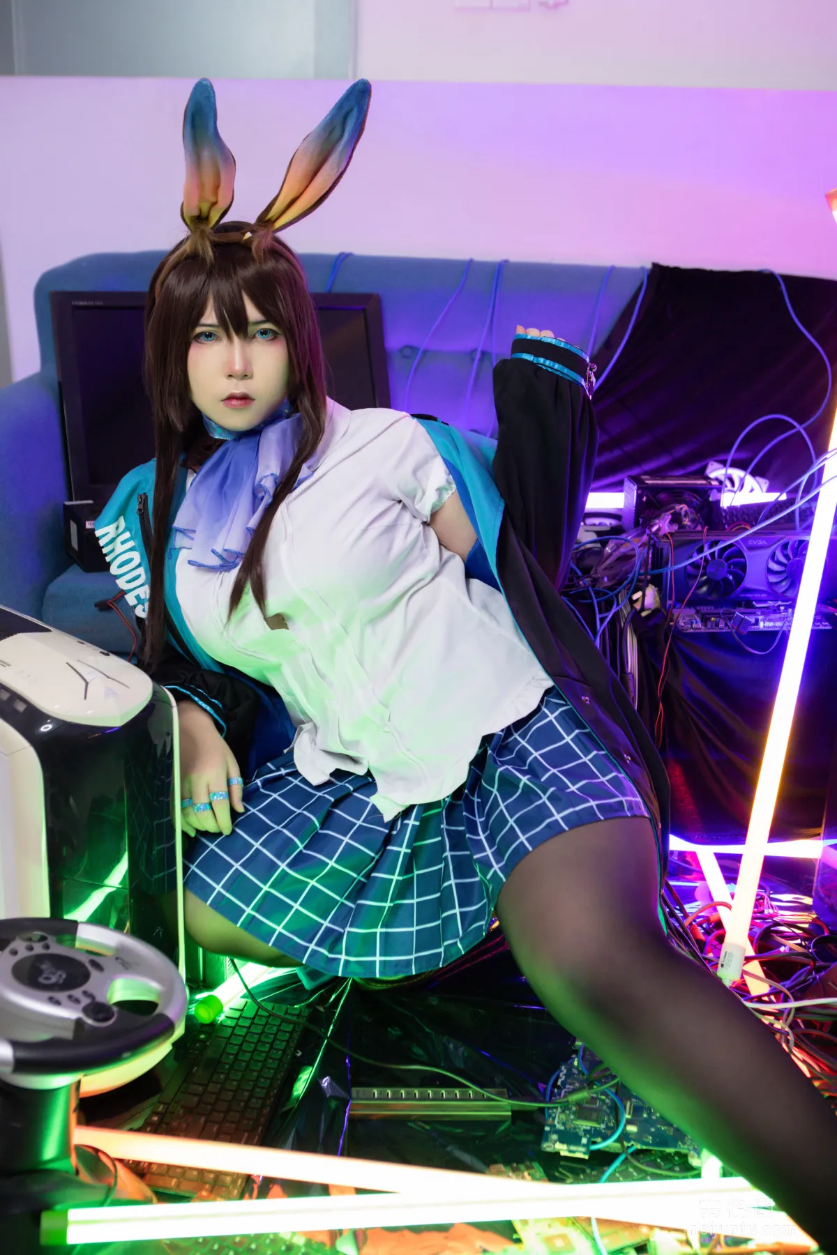 [Web Idol COSER] Uy Uy, Amiya (Arknights), Photo Set photo 27