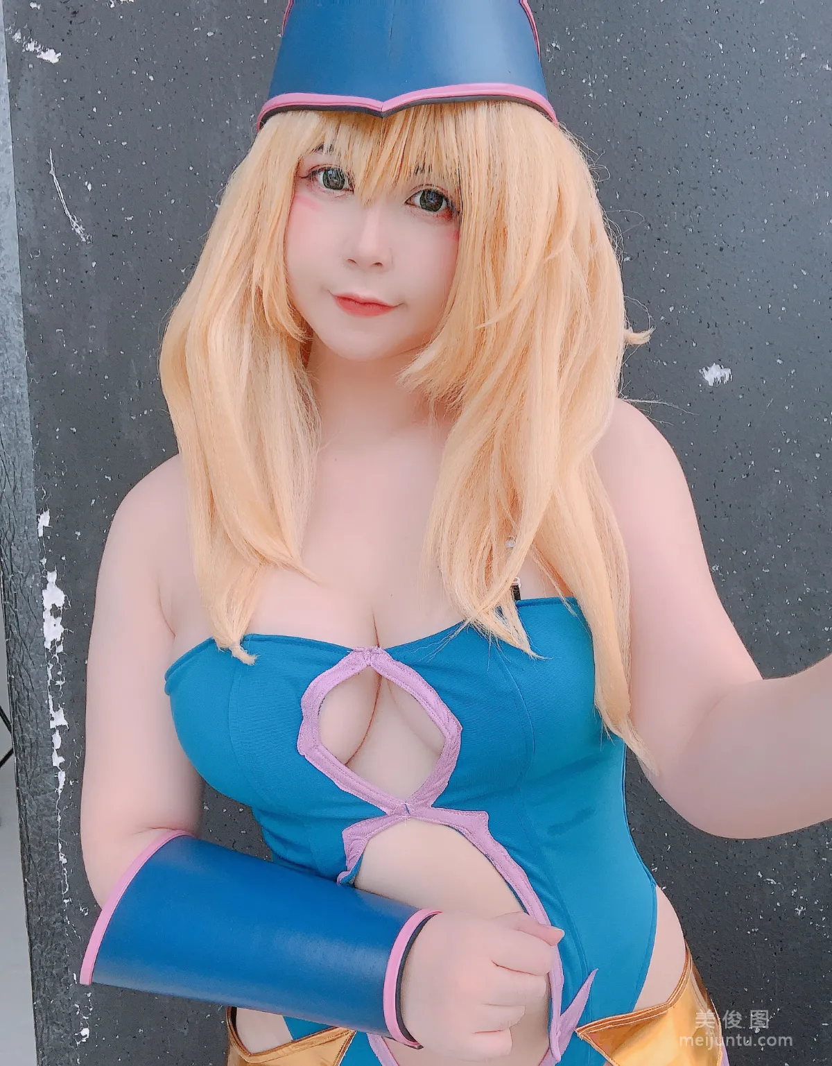 [網紅COSER] Uy Uy - Dark Magicial Girl 寫真套圖 29