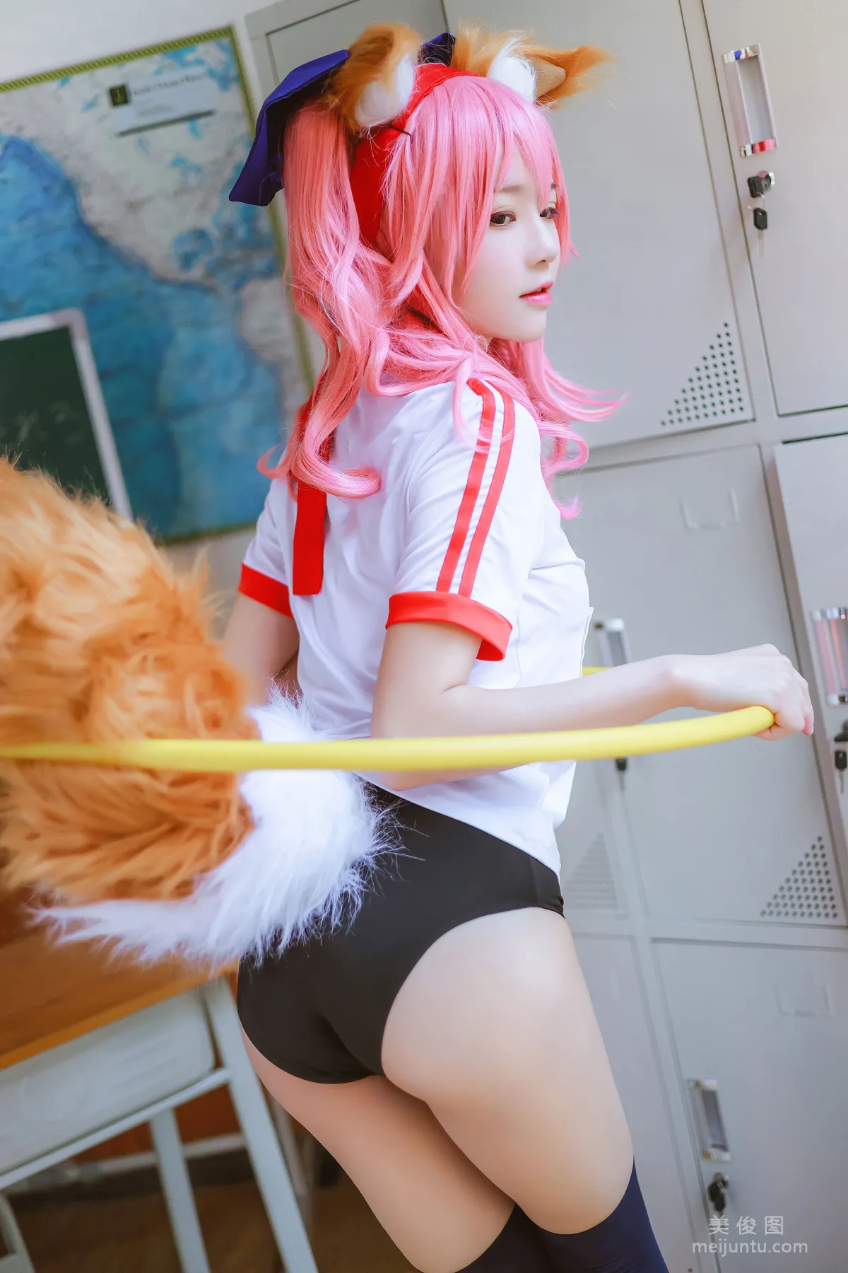 Ying Taomiao: Web Idols photo 29