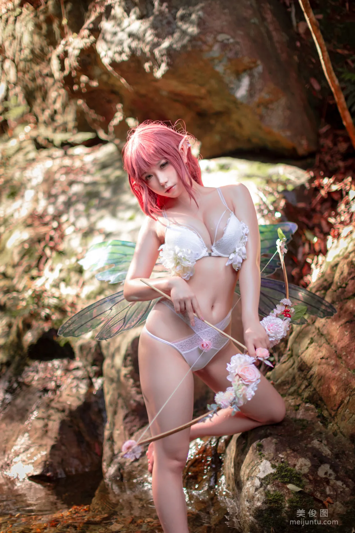 Yibei Yibei: Web Idols photo 30