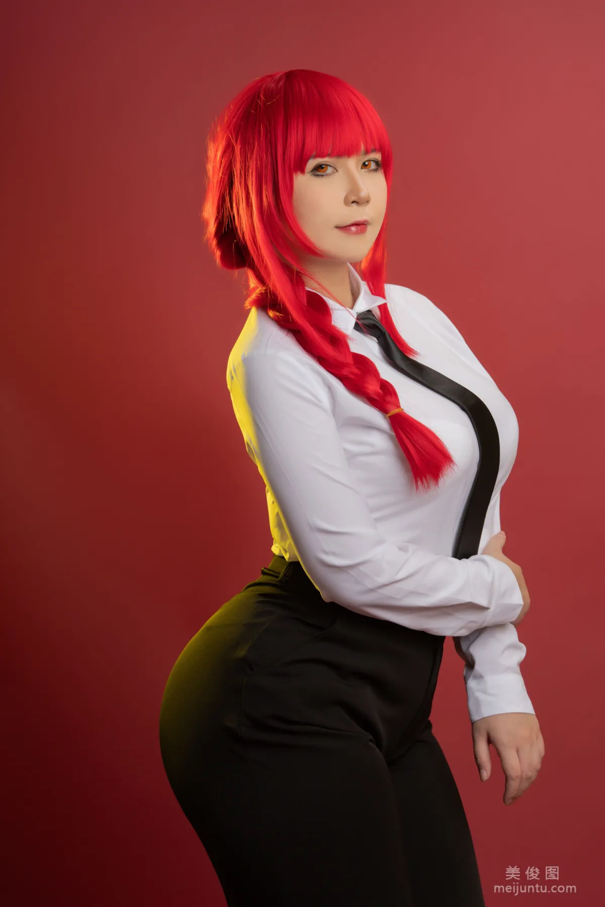 [Web Idol Coser Photos] Uy Uy - Makima Set photo 1