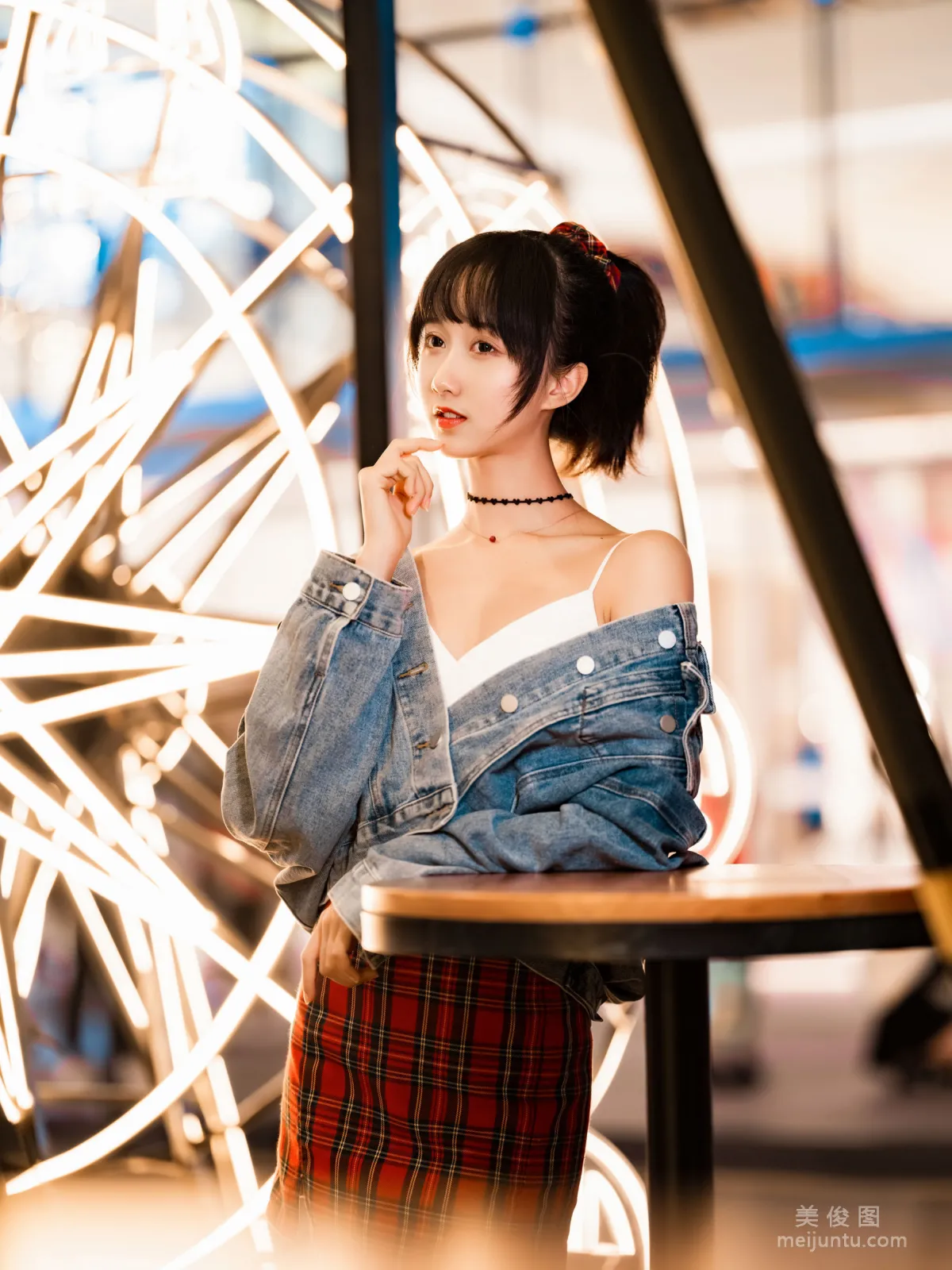[网红COSER] 小姐姐木绵绵OwO - 都市夜恋  写真套图1