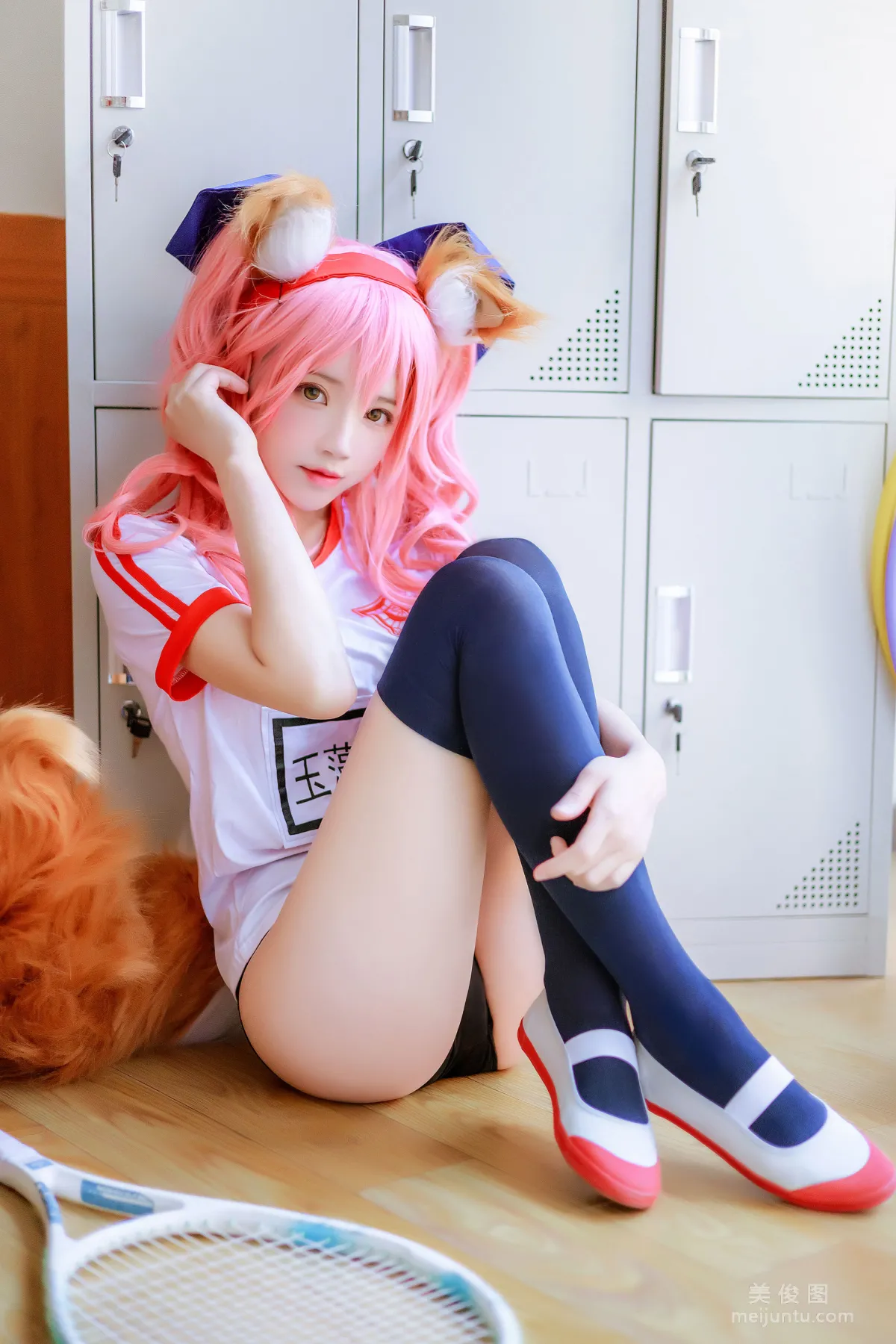 Ying Taomiao: Web Idols photo 14