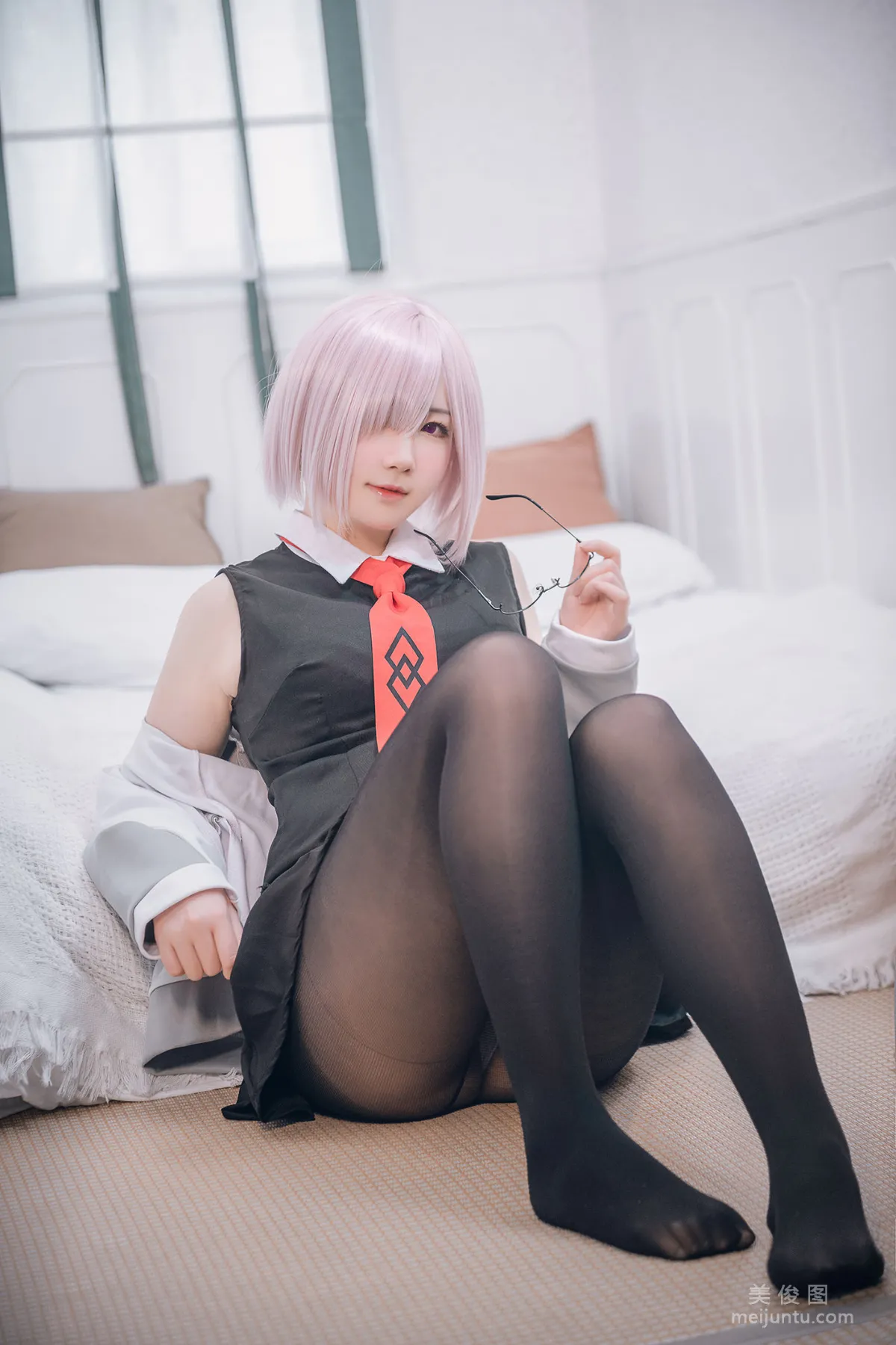 [网红COSER] 微肉感萌妹是本末末 - 玛修常服＆猫咪下着2