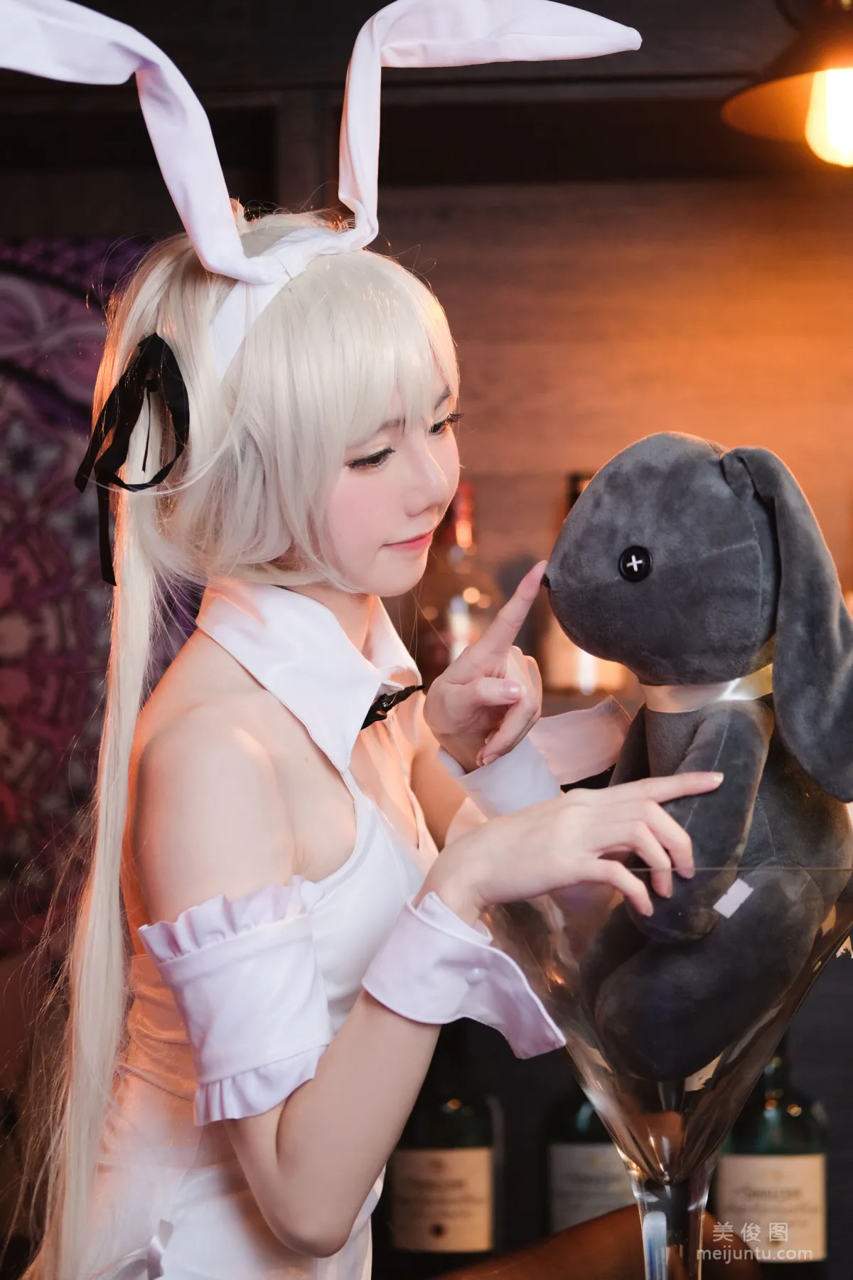 [網紅COSER] Sally Dorasnow - Sora Kasugano Bunny Suit 寫真套圖 19
