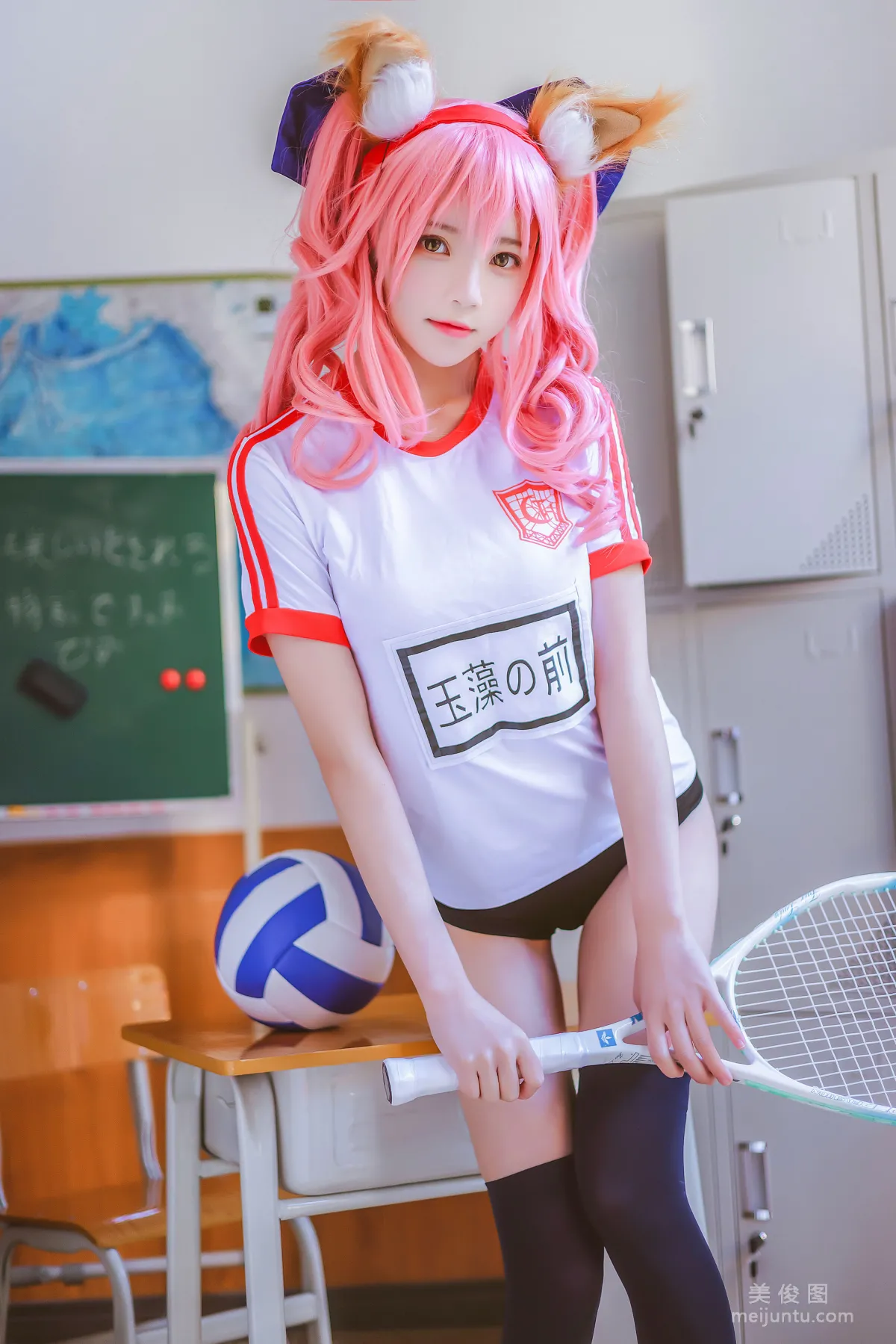 Ying Taomiao: Web Idols photo 2