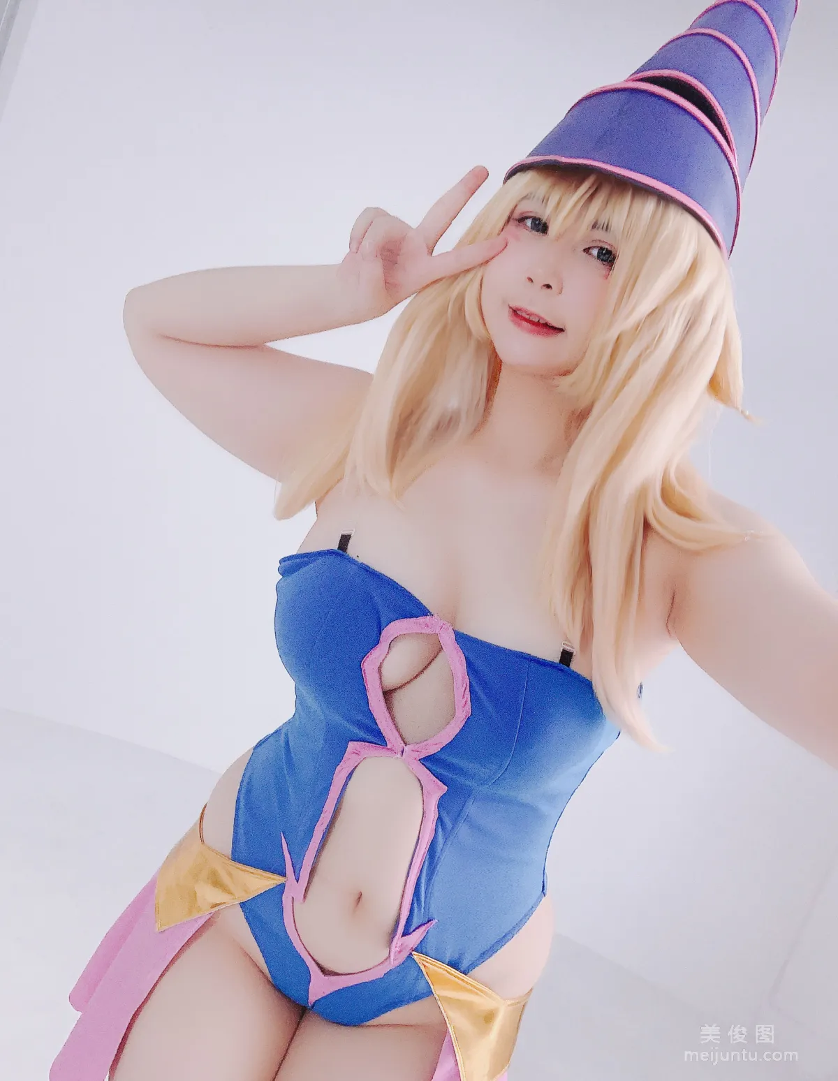 [網紅COSER] Uy Uy - Dark Magicial Girl 寫真套圖 40