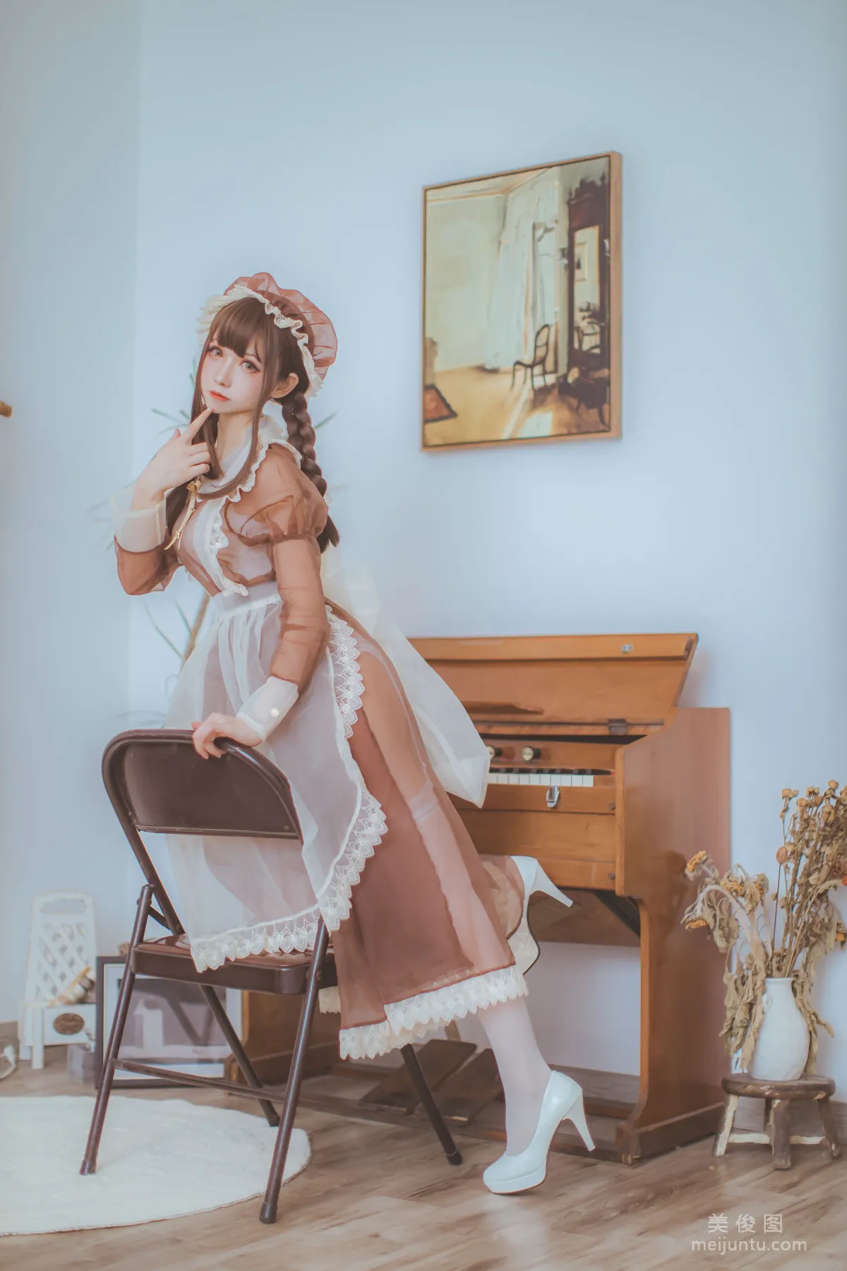 [网红COSER写真] 衣衣 - 透明女仆2