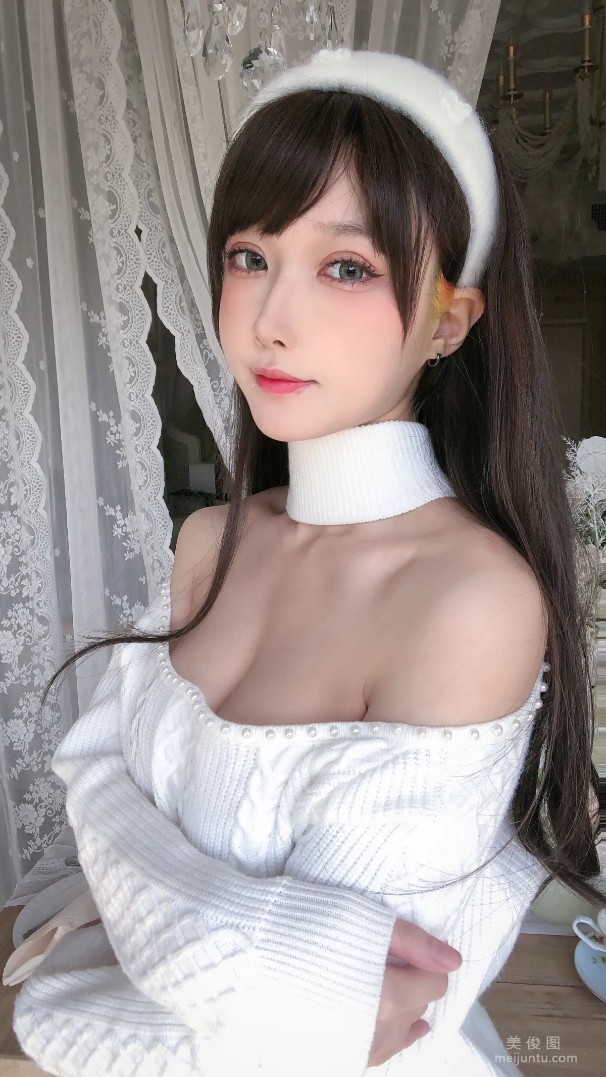 Abao Yeshi Tuniang: Web Idols photo 3