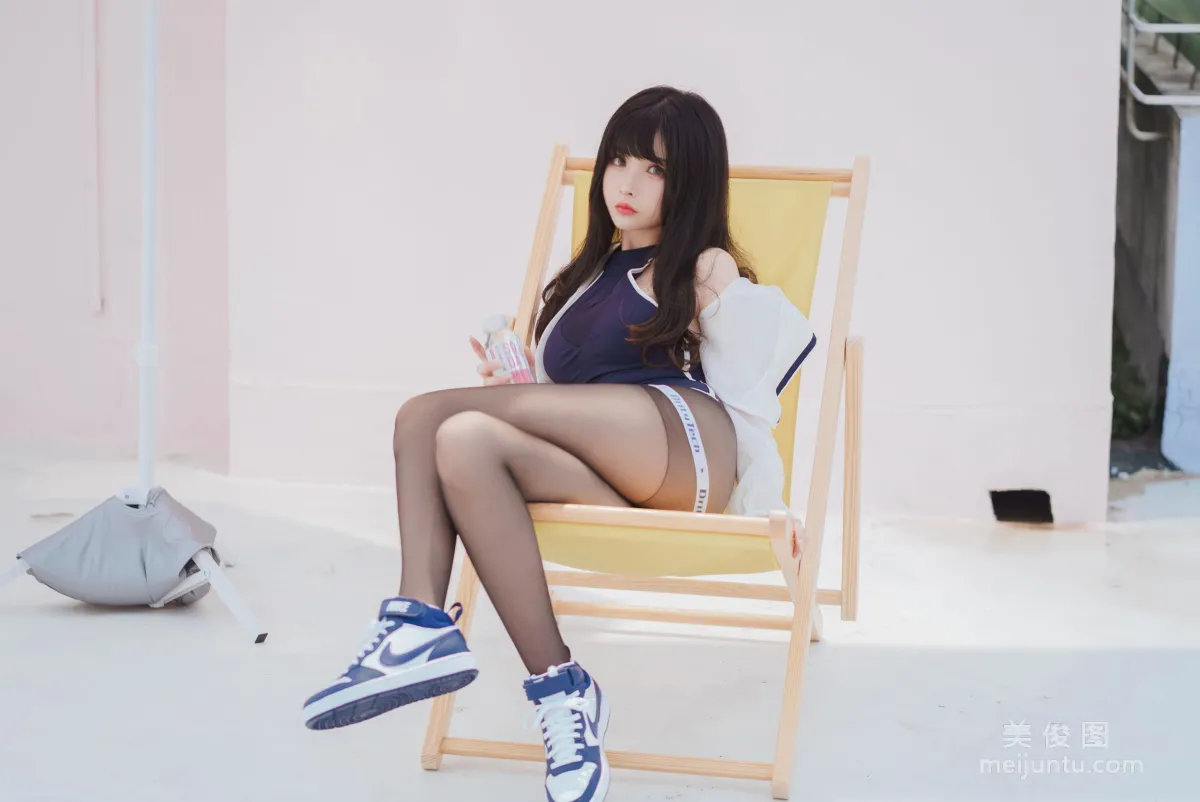 [Web Idol COSER] rioko Liang Liangzi - Rooftop Swim Race photo 3