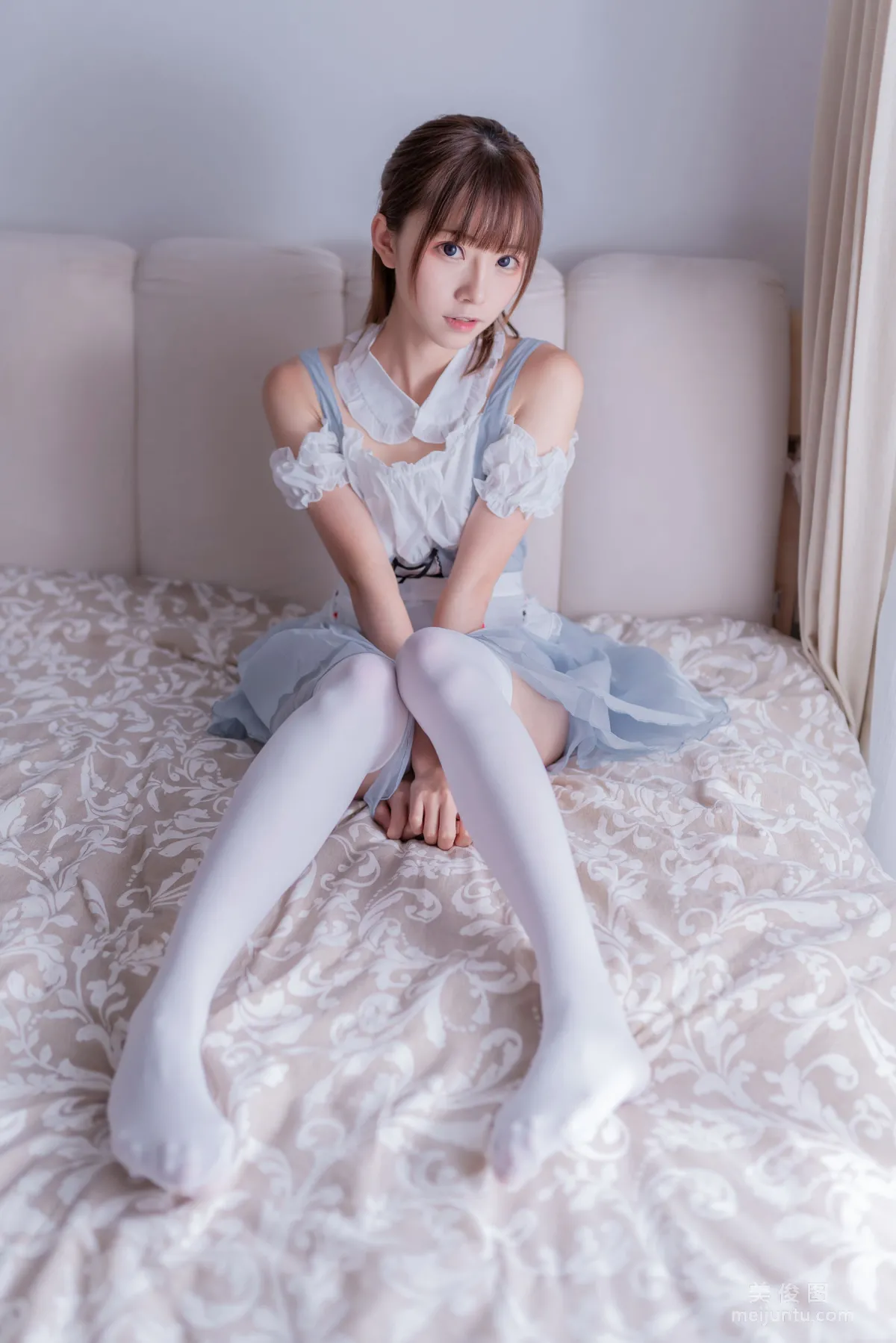 Qi Tailang: Web Idols photo 1