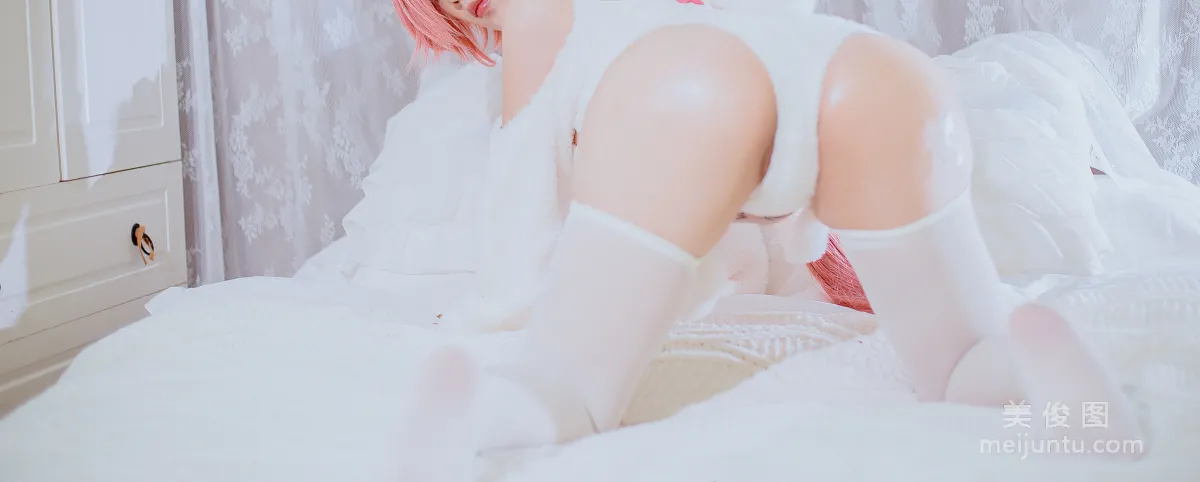 Jiuqu Jean: Web Idols photo 10