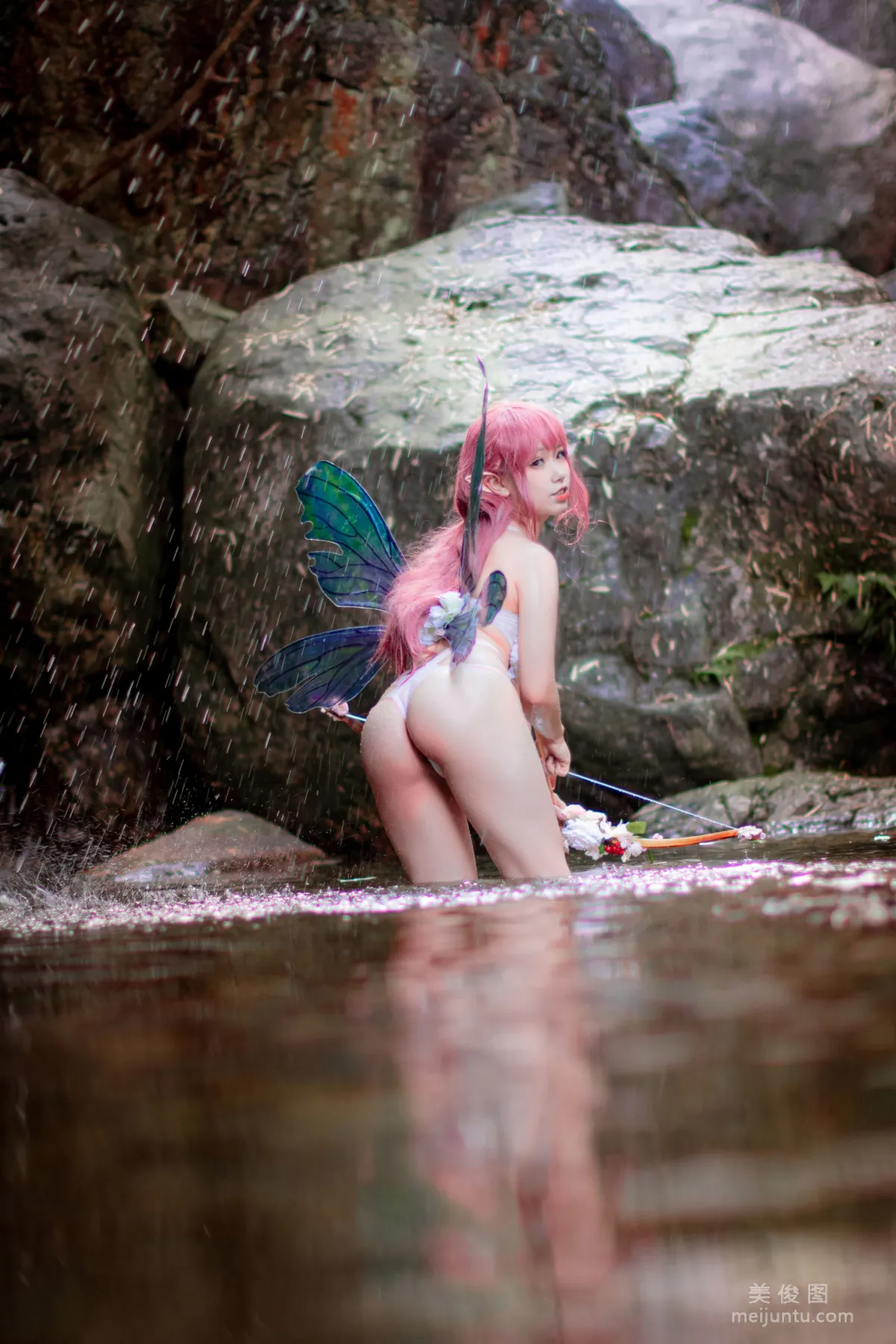 Yibei Yibei: Web Idols photo 28
