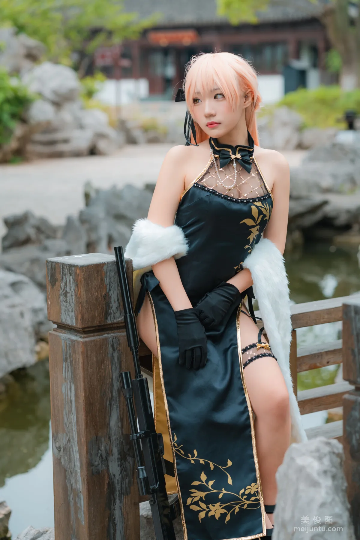 [网红COSER] Mime弥美 - 少女前线 OTS-14 紫雨心  写真套图10