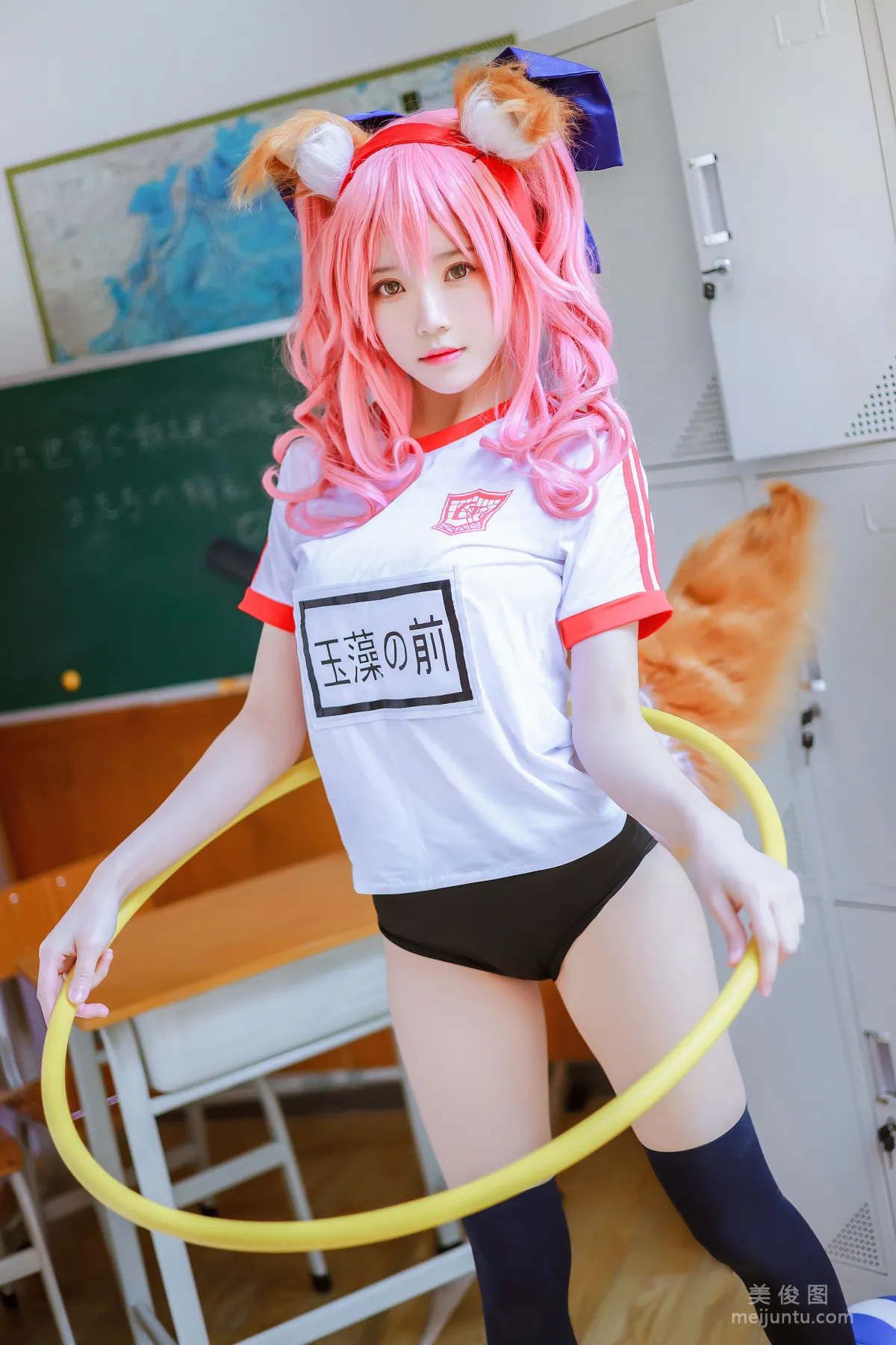 Ying Taomiao: Web Idols photo 28