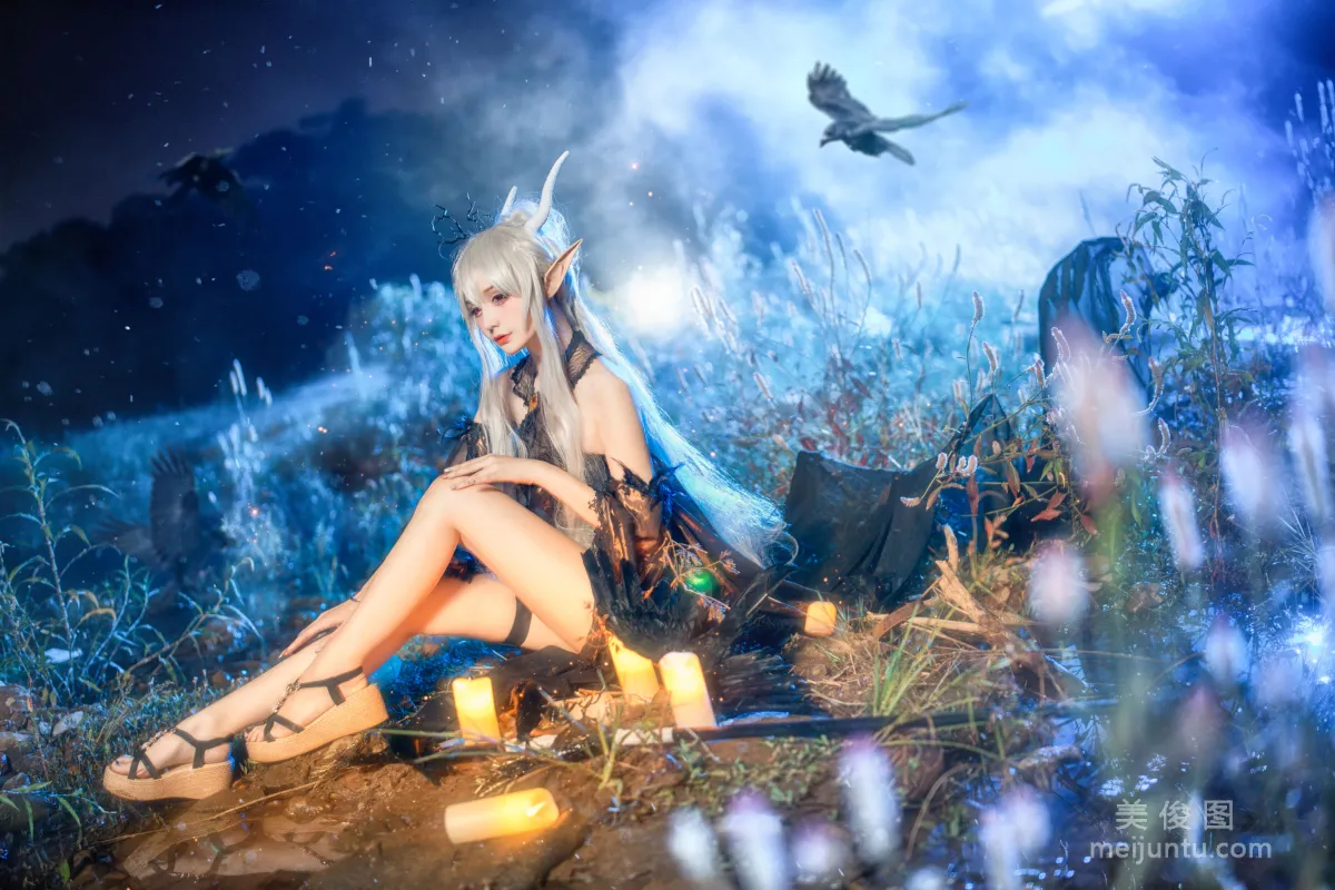 [Internet Celebrity COSER Photos] Xianjiu Airi, Silent Midnight Shining Spirit photo 3