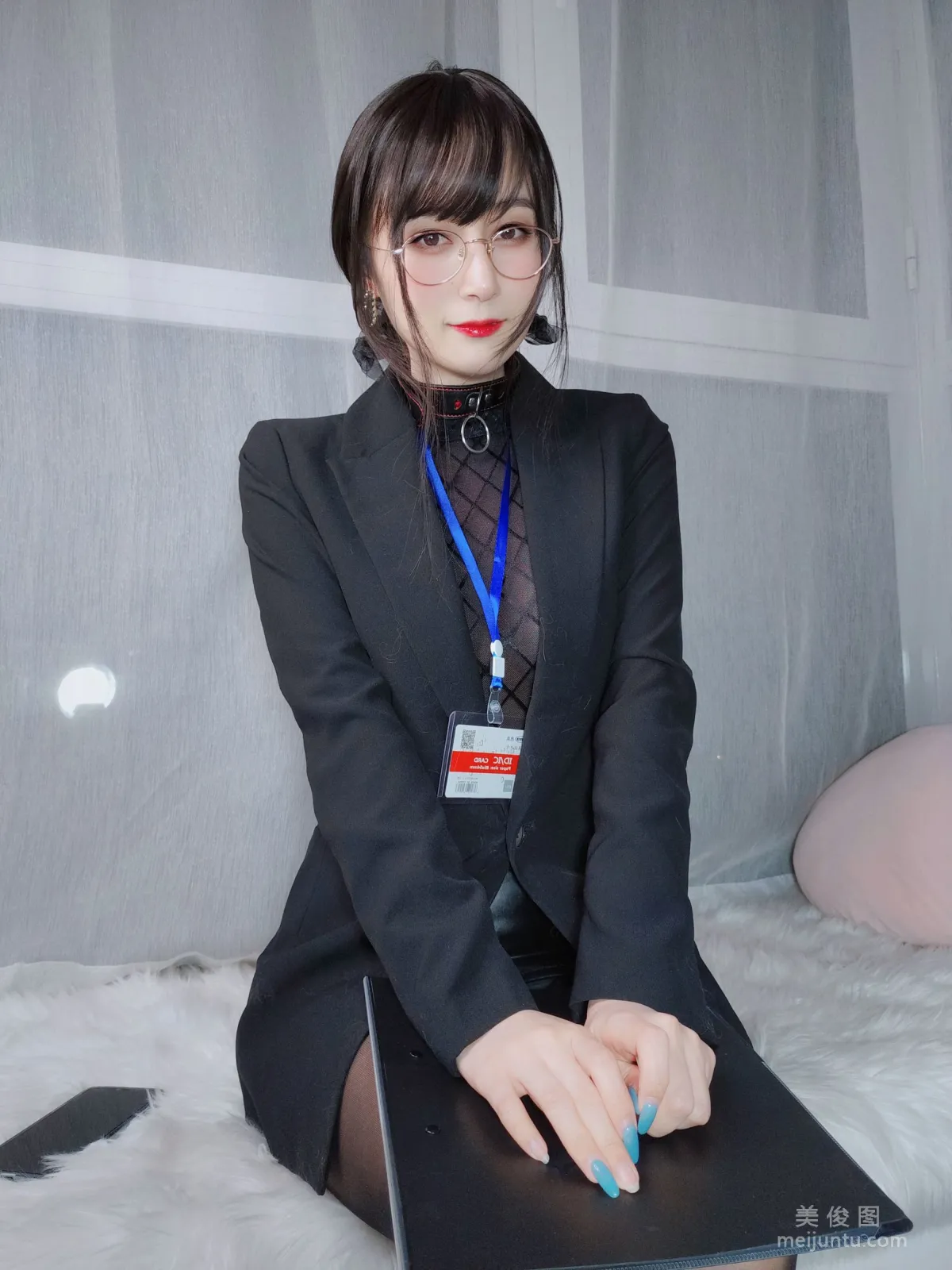 Baiyin 81: Web Idols photo 7