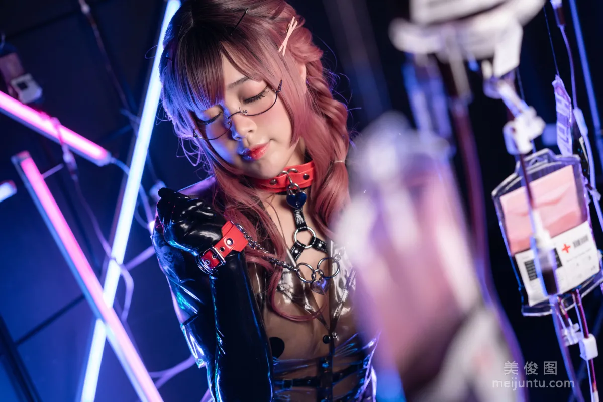 Bai Ye: Web Idols photo 5