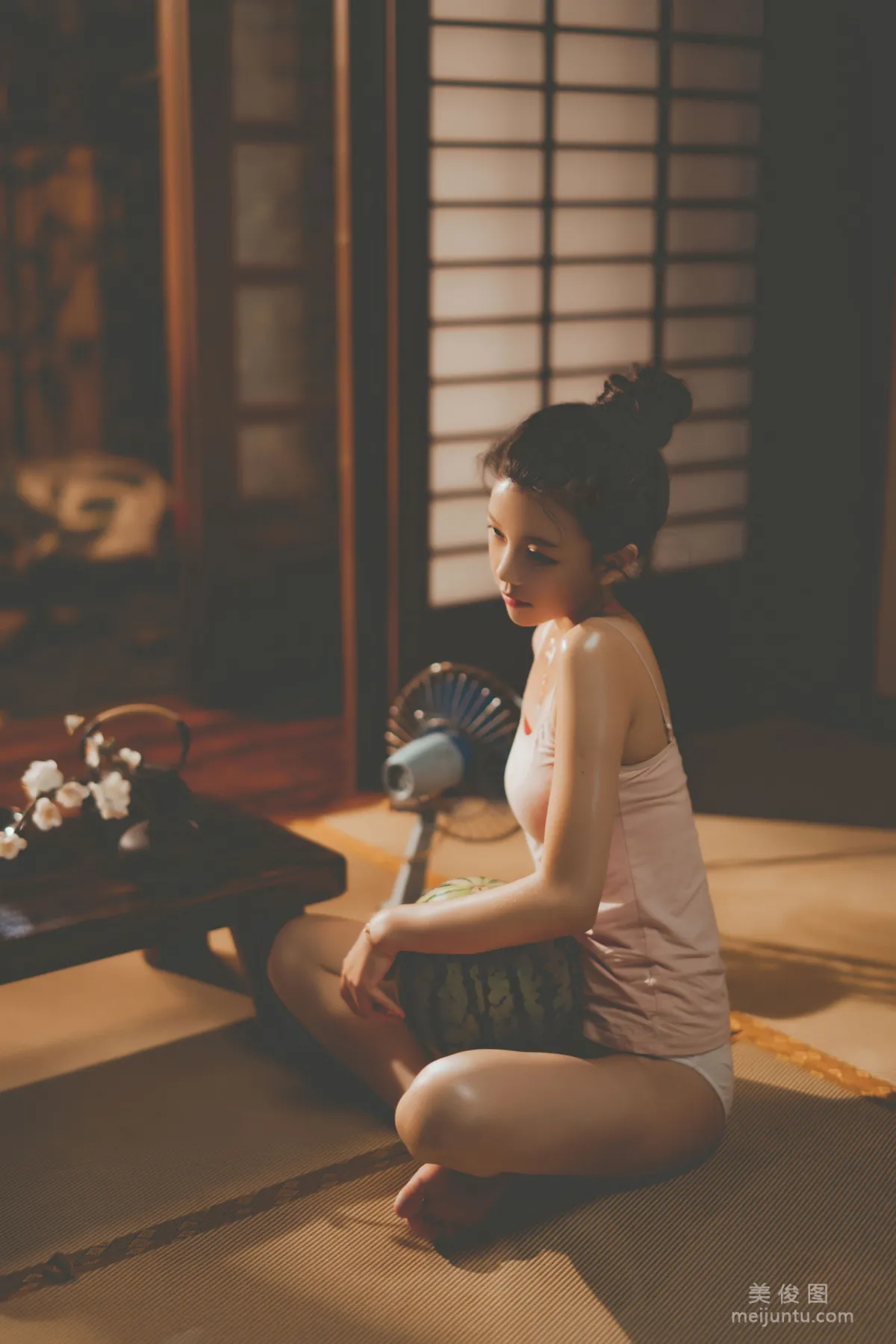 Ying Taomiao: Web Idols photo 17