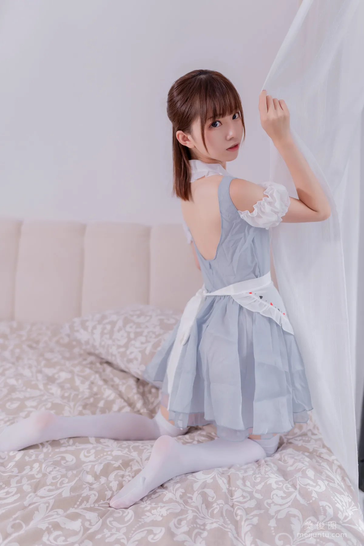Qi Tailang: Web Idols photo 29