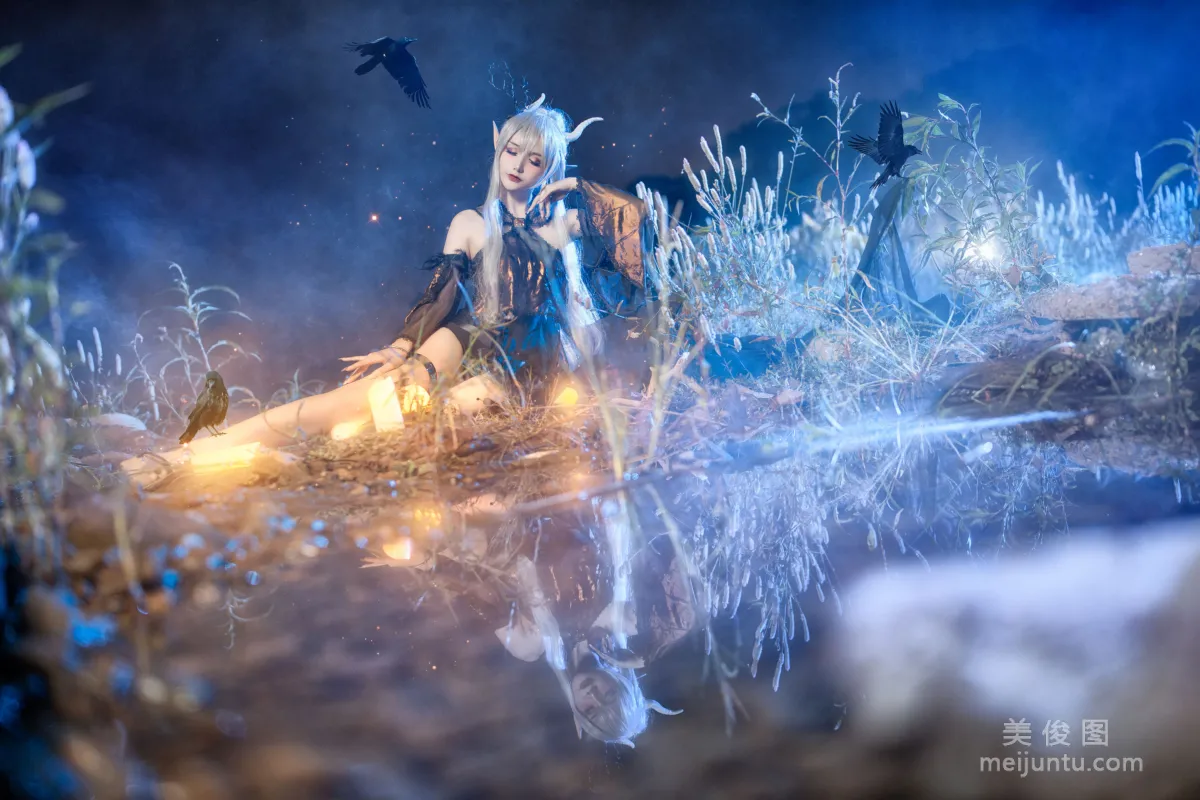 [Internet Celebrity COSER Photos] Xianjiu Airi, Silent Midnight Shining Spirit photo 7