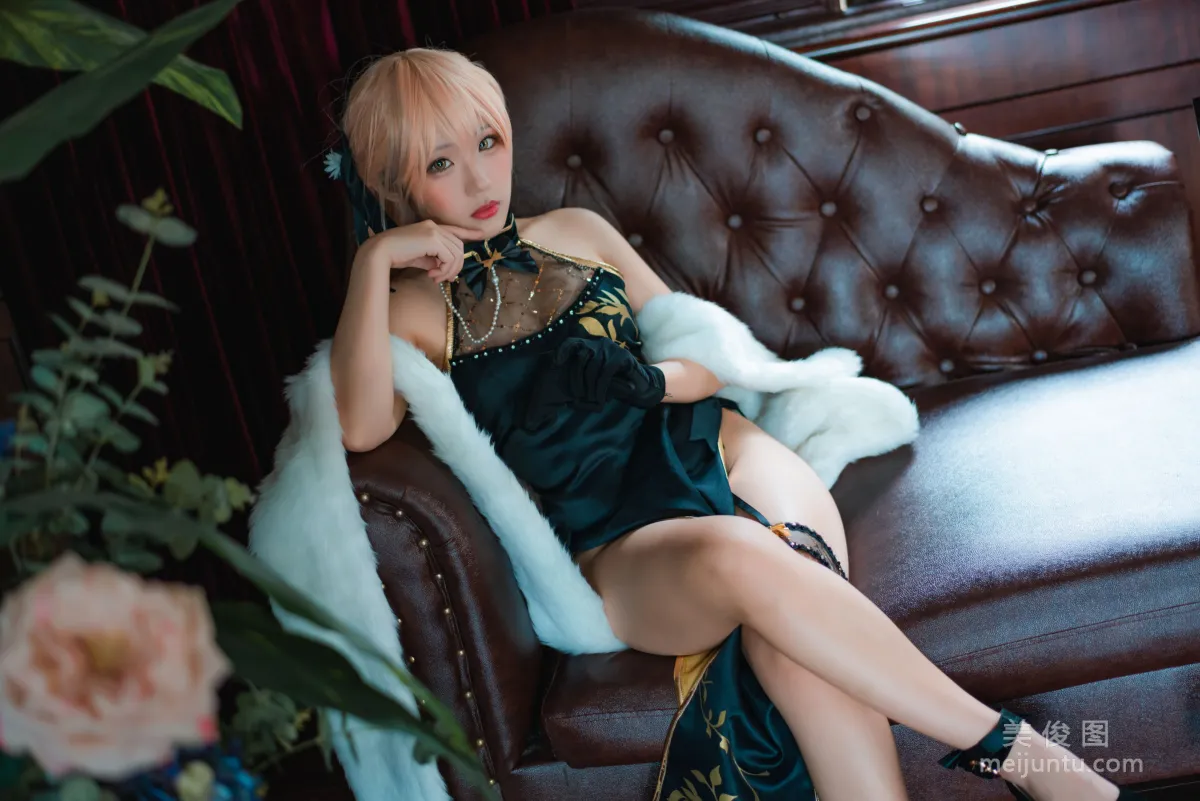 [Web Idol COSER] Mime Mimei, Girls' Frontline OTS-14 Purple Rain Heart Photo Set photo 3