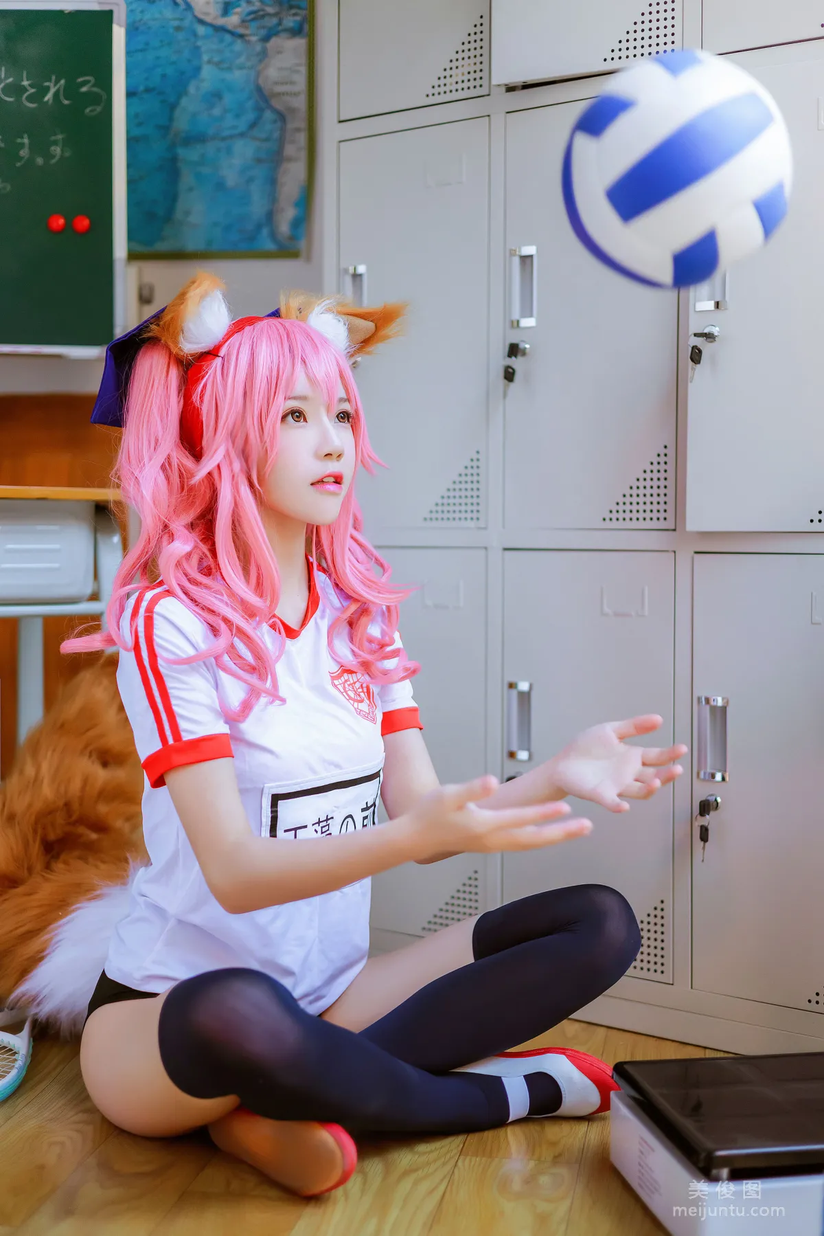 Ying Taomiao: Web Idols photo 25