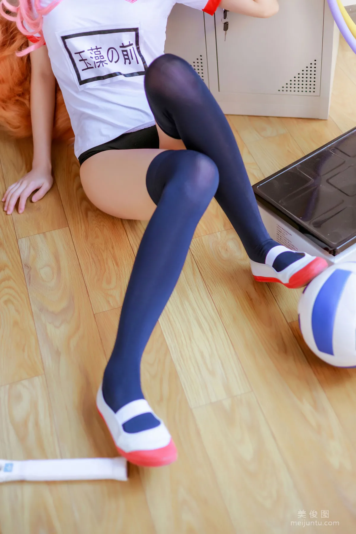 Ying Taomiao: Web Idols photo 10