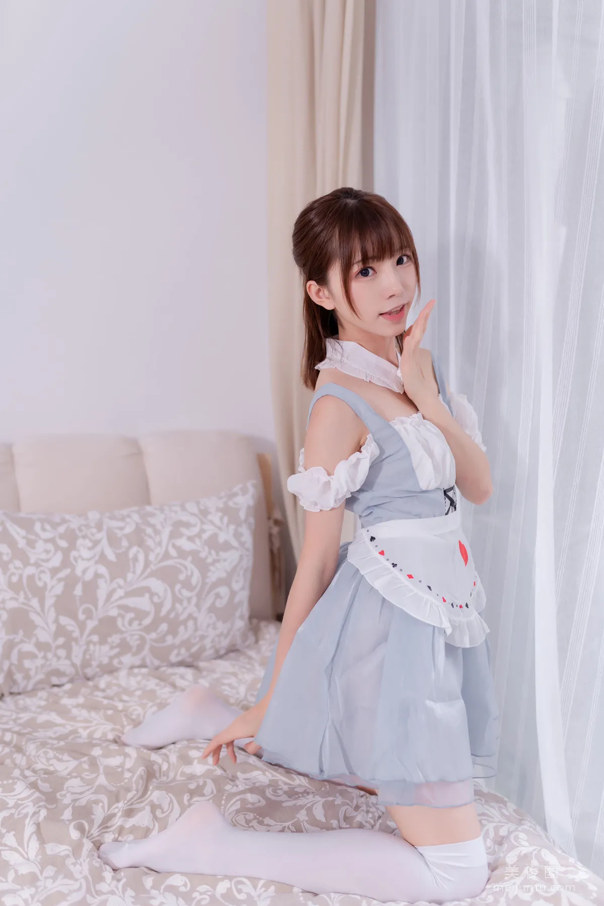Qi Tailang: Web Idols photo 10