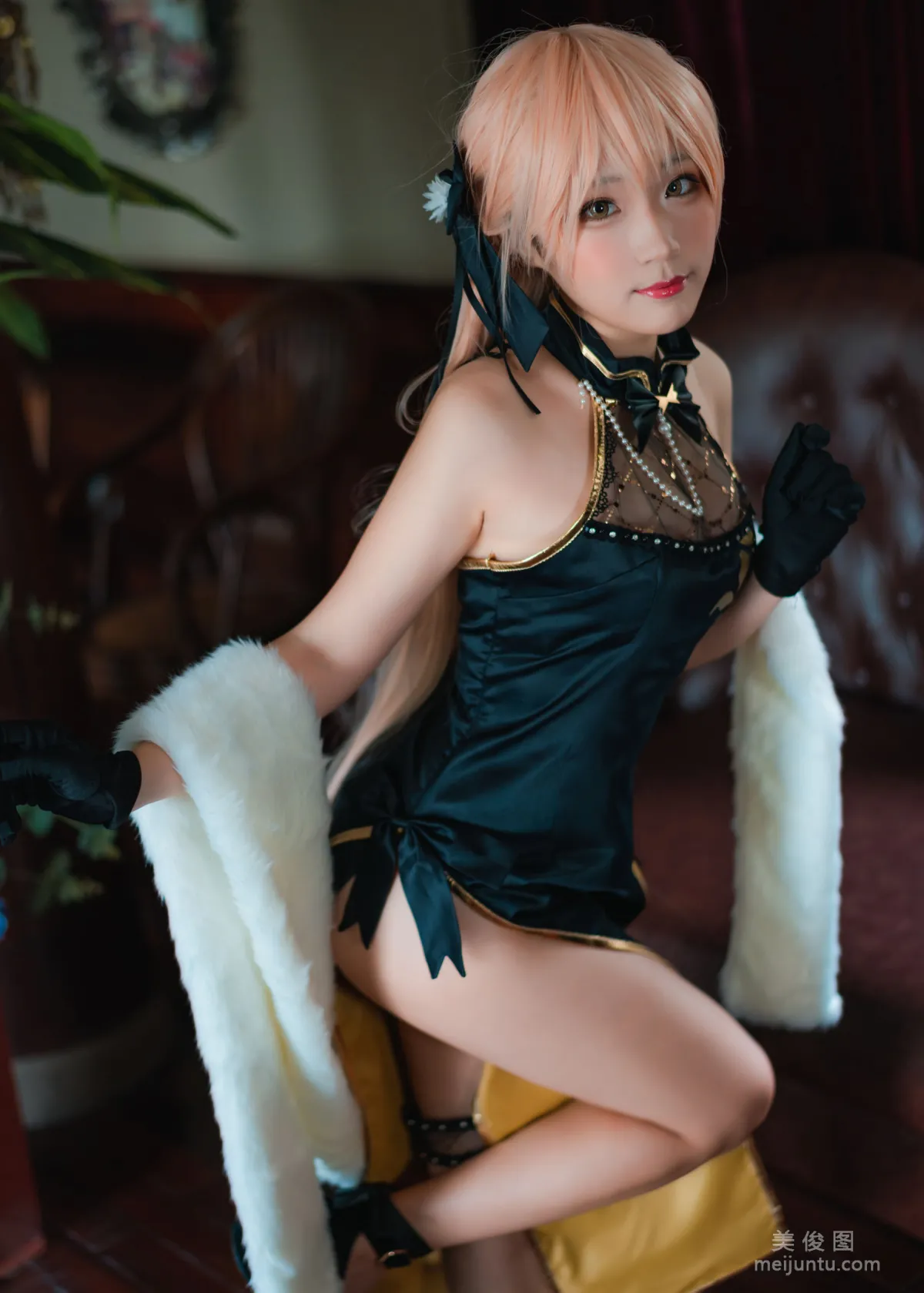 [网红COSER] Mime弥美 - 少女前线 OTS-14 紫雨心  写真套图2